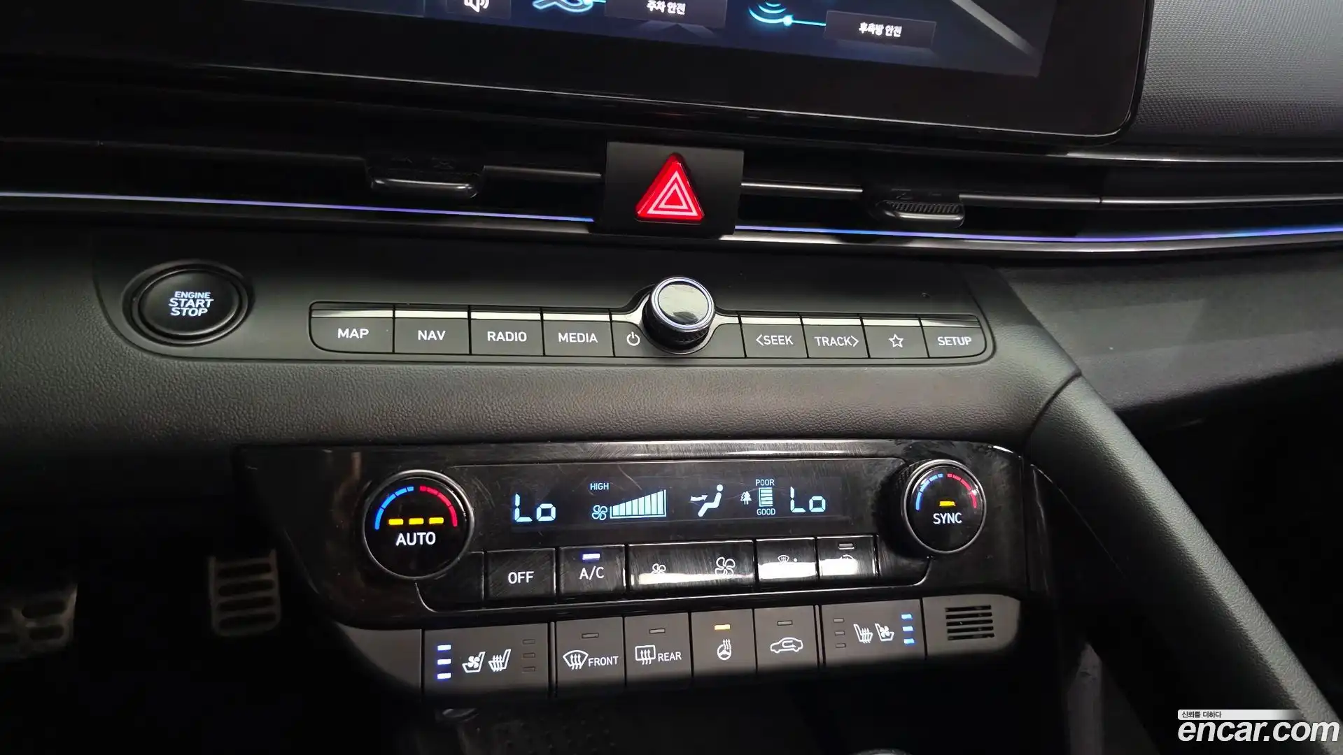 AVANTE Hyundai 2021.10-OPTION-023