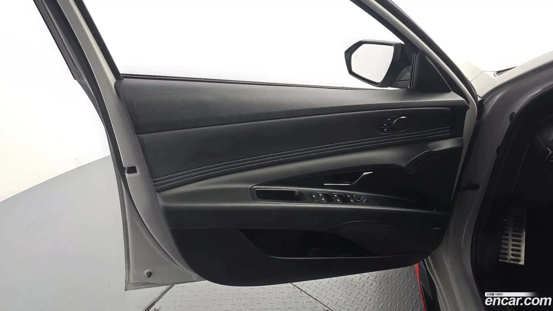 AVANTE Hyundai 2021.10-INNER-034