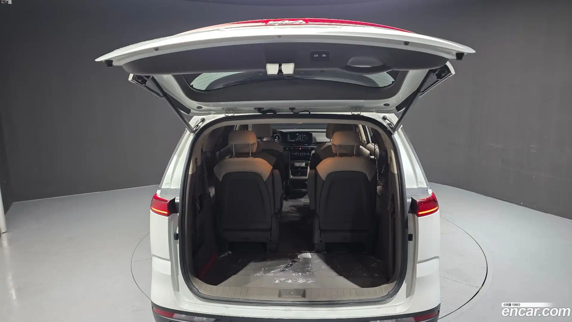 Canival Kia 2023.5-OPTION-024