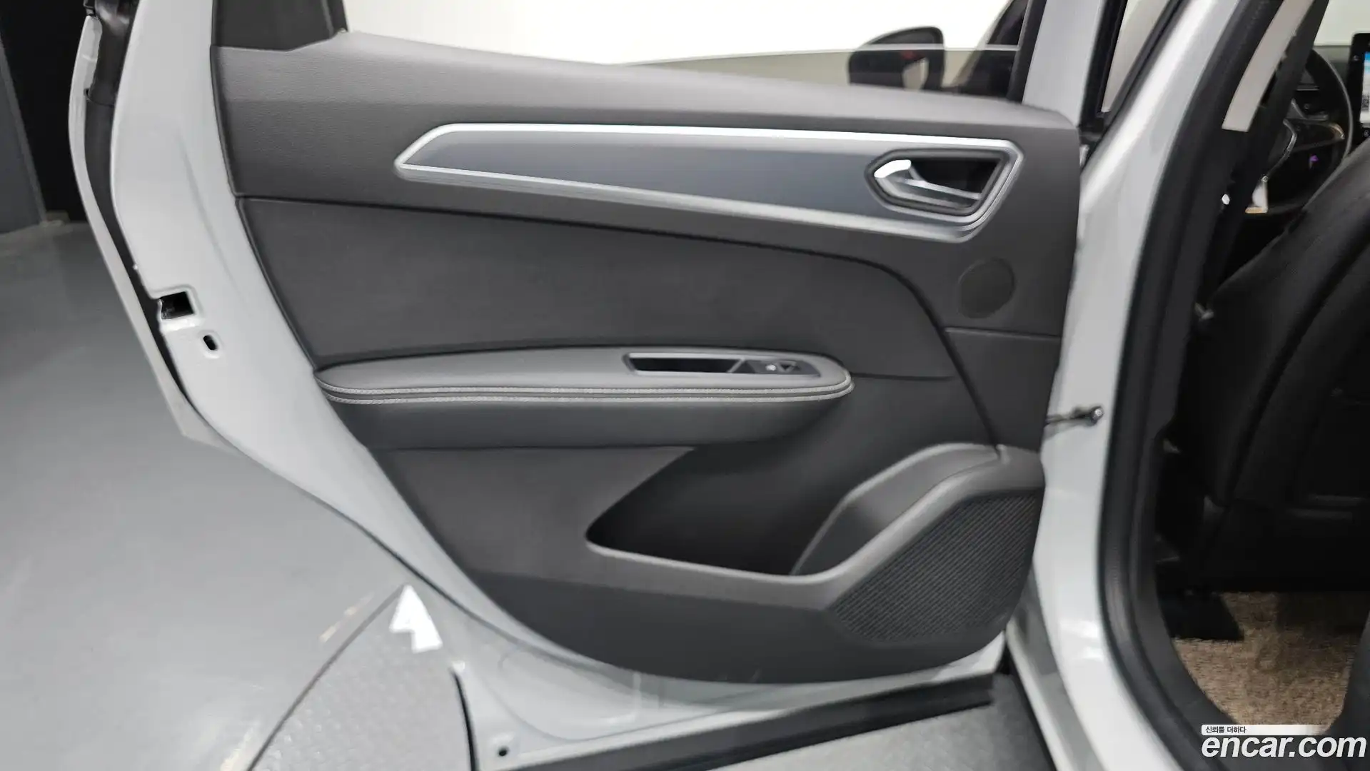 XM3 Renault Korea 2022.5-INNER-035