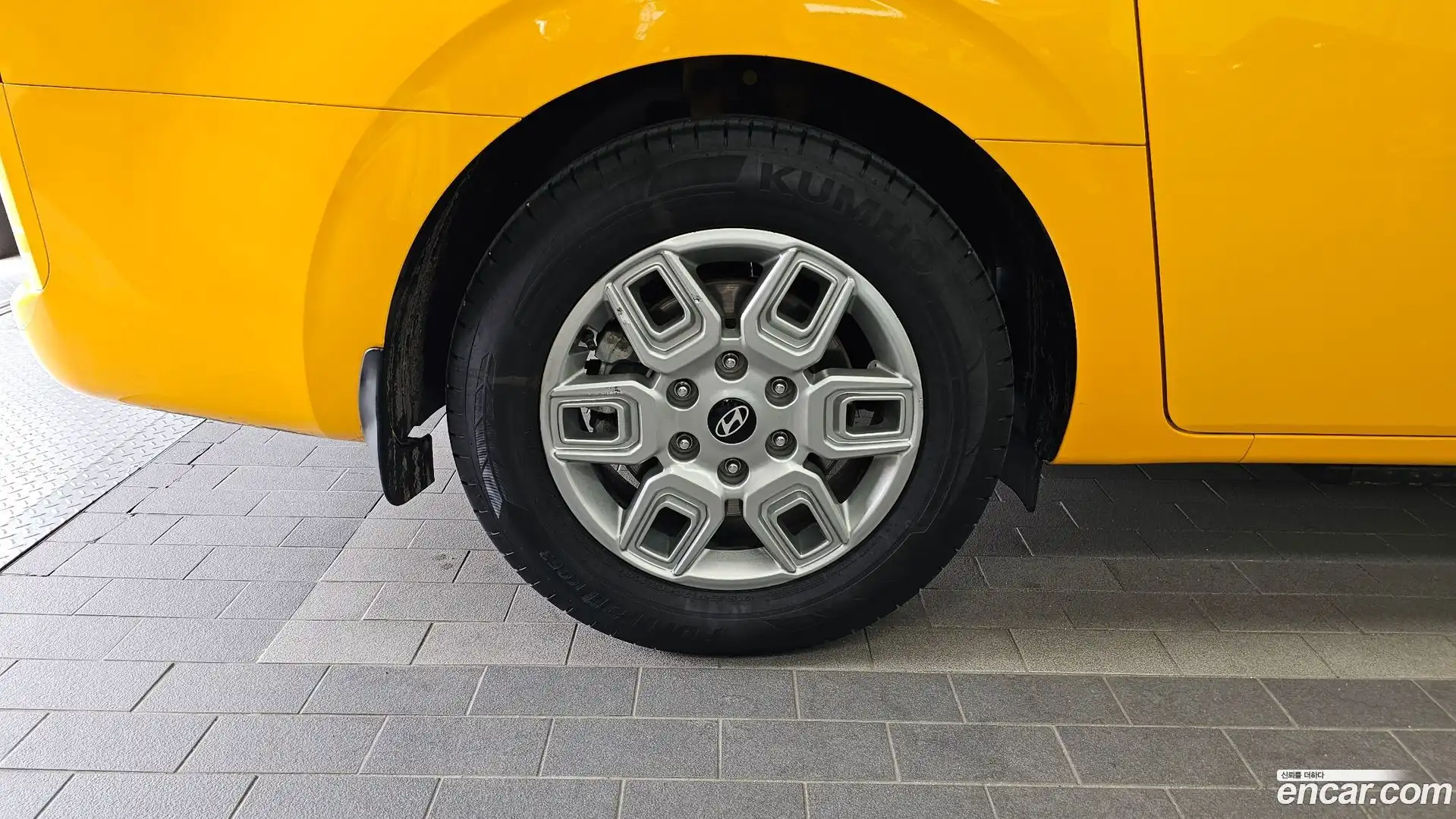 Staria Hyundai 2024.10-OUTER-005