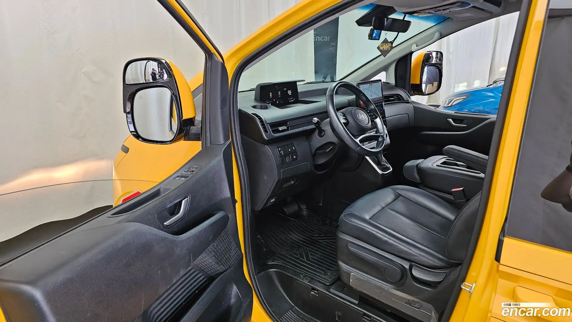 Staria Hyundai 2024.10-INNER-010