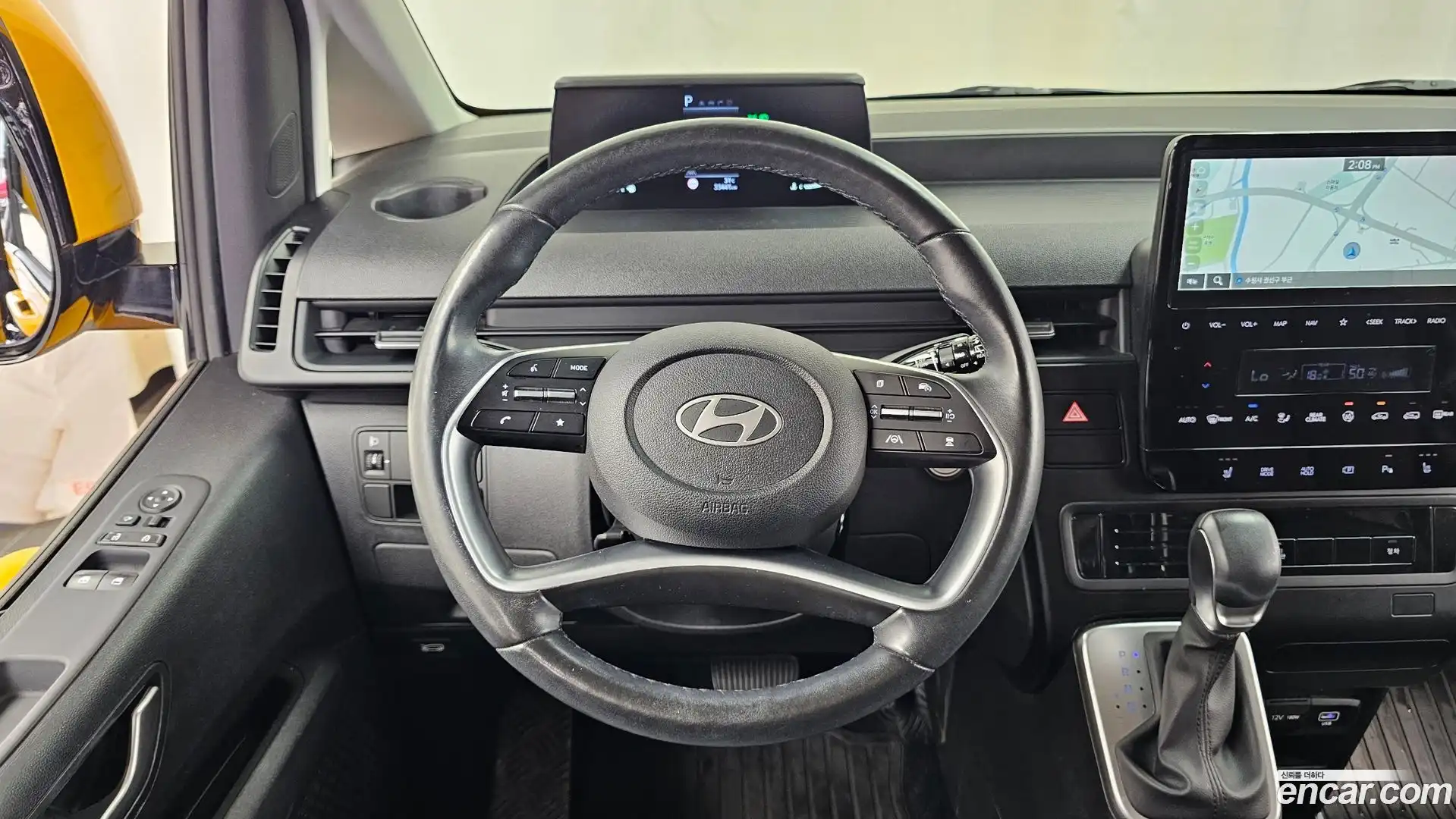 Staria Hyundai 2024.10-OPTION-017