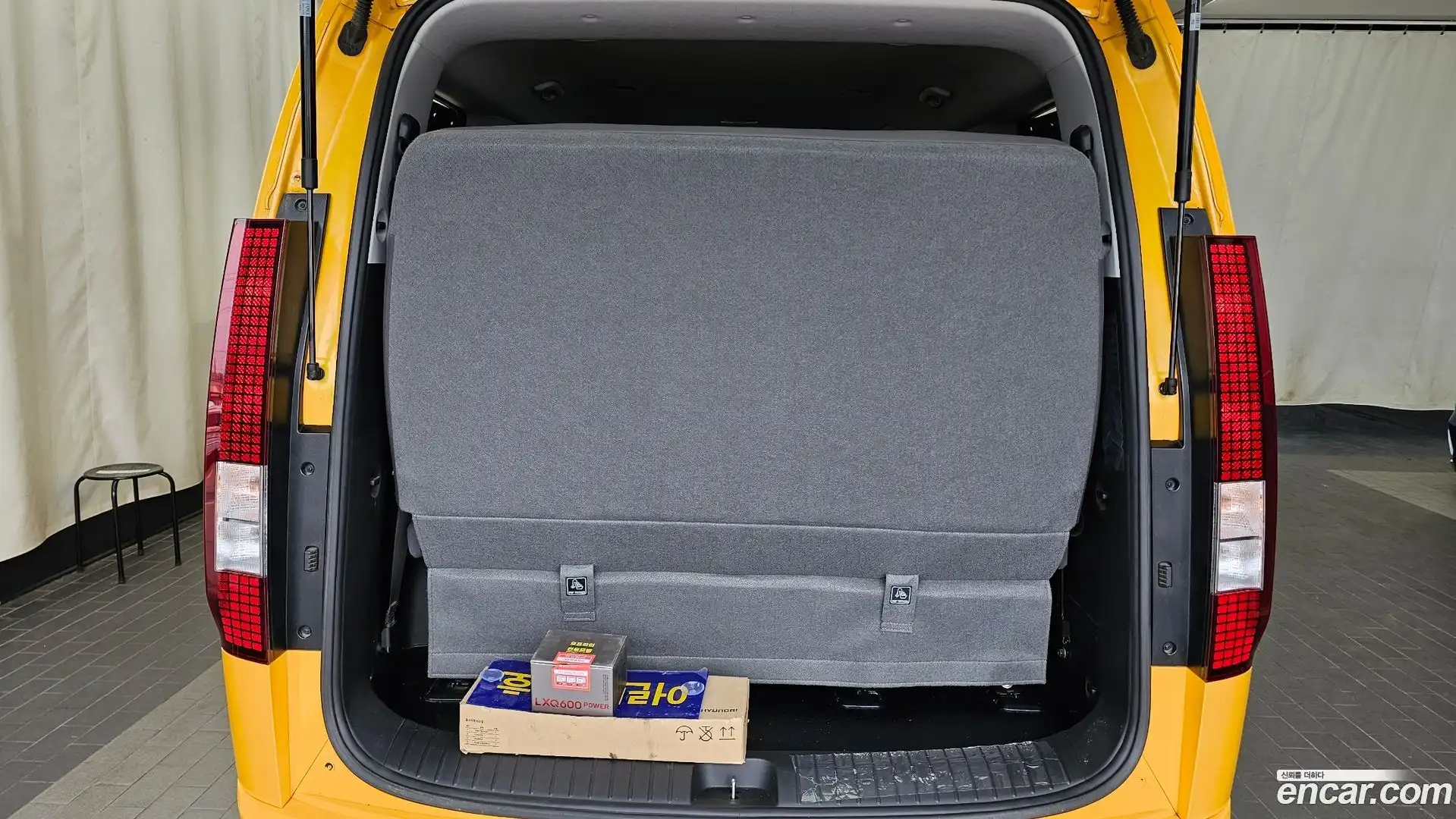 Staria Hyundai 2024.10-OPTION-024