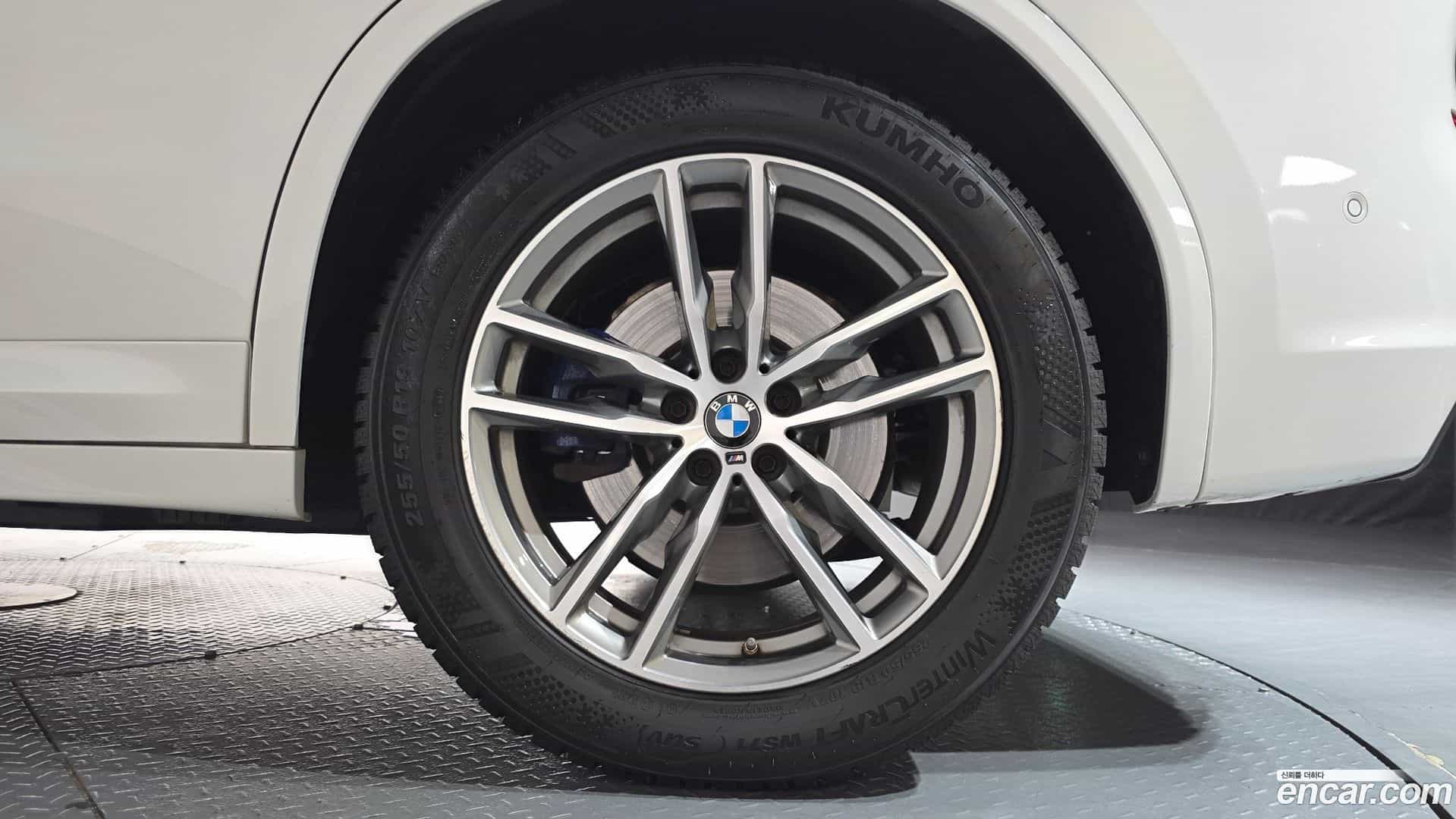 X3 BMW 2018.5-OUTER-031