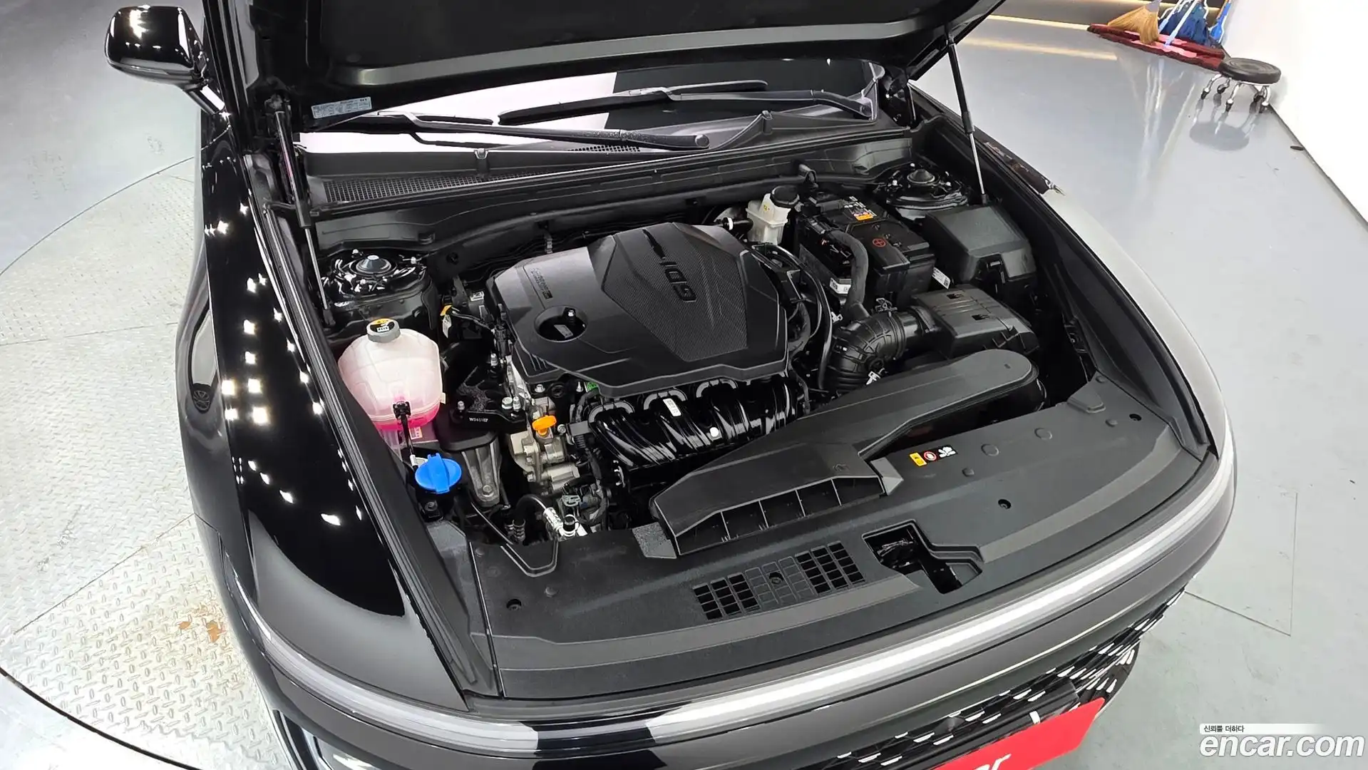 Grandeur Hyundai 2024.11-OUTER-006