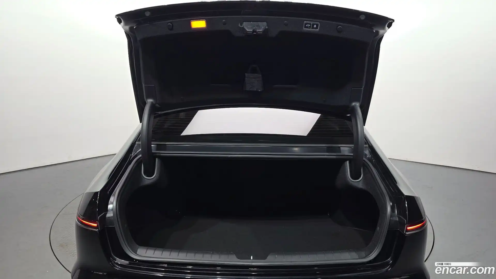 Grandeur Hyundai 2024.11-OPTION-023