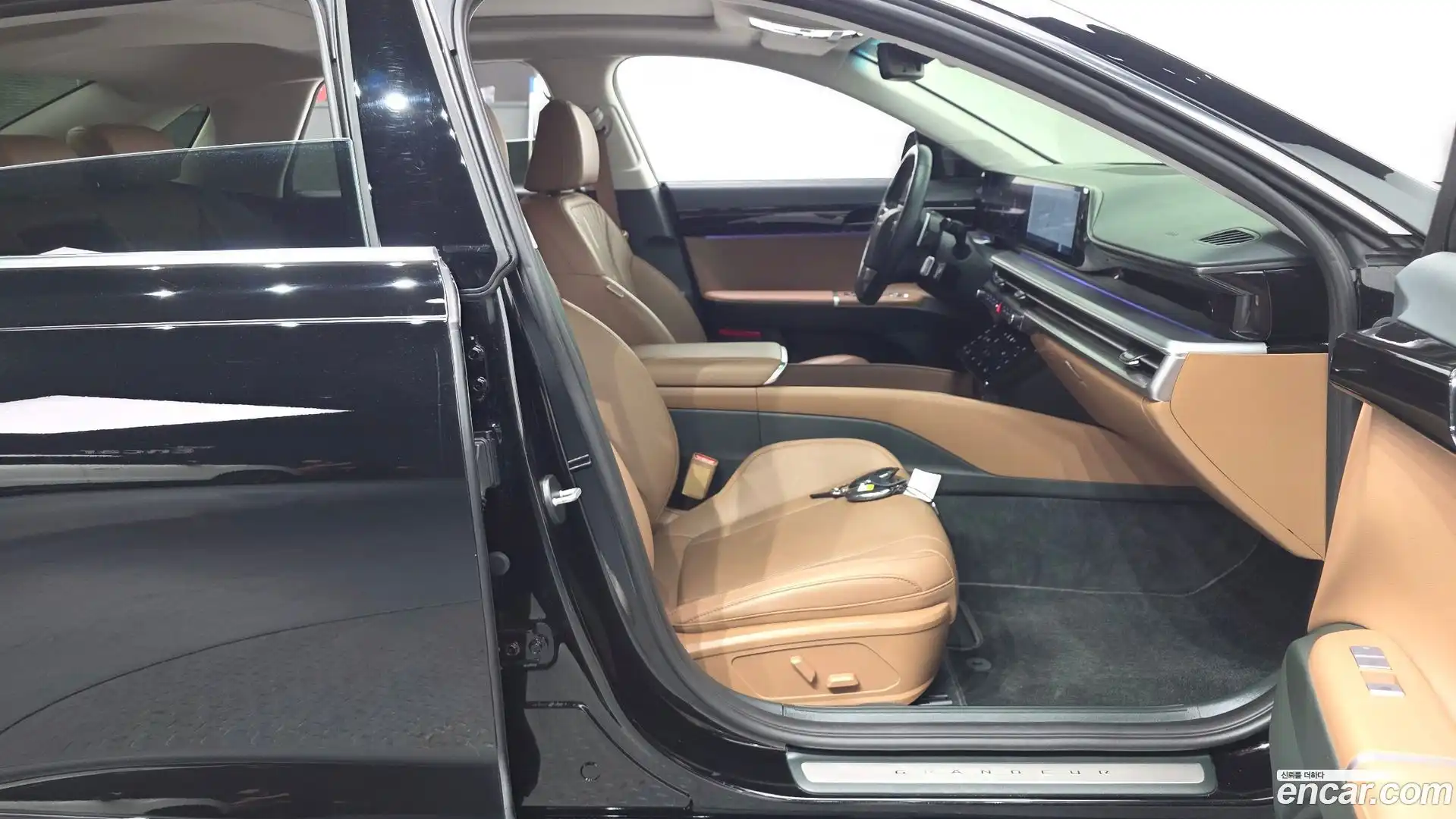 Grandeur Hyundai 2024.11-INNER-036