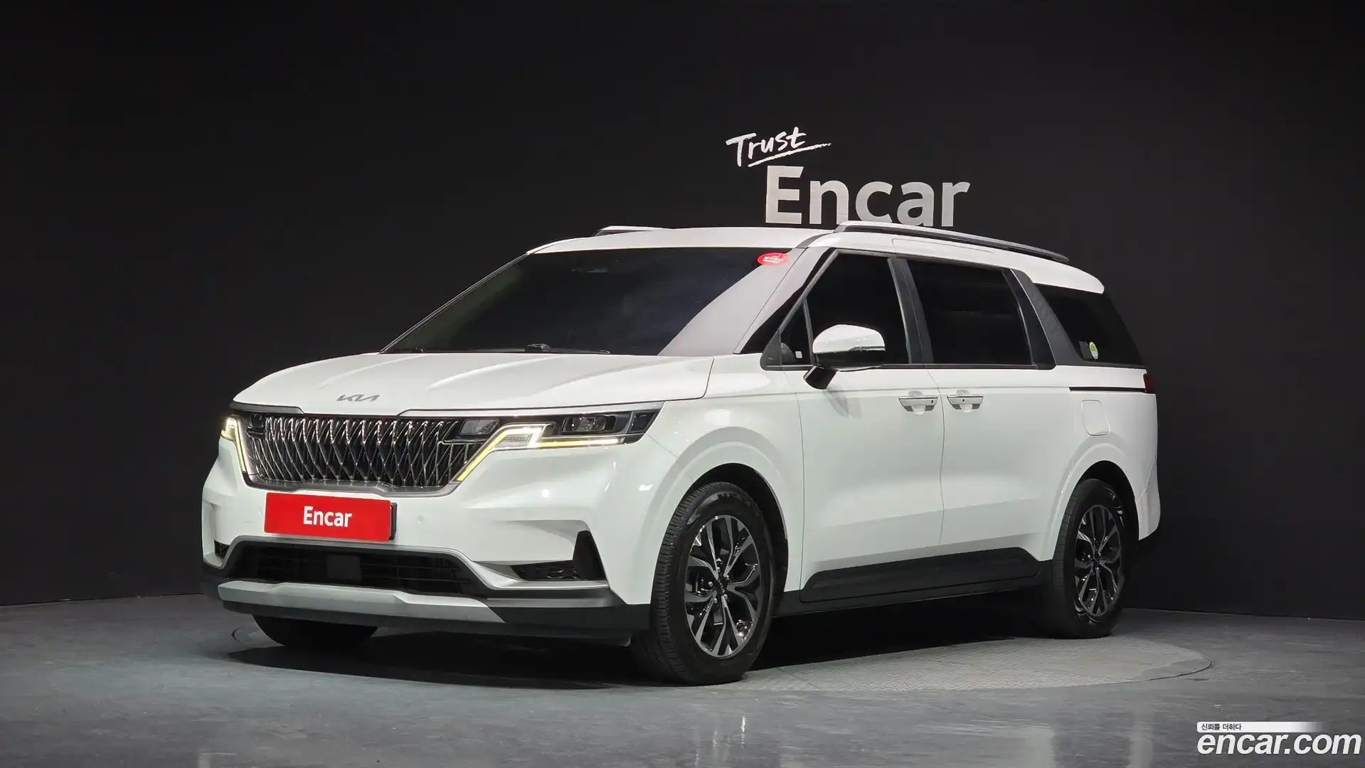 Canival Kia 2022.2-OUTER-001