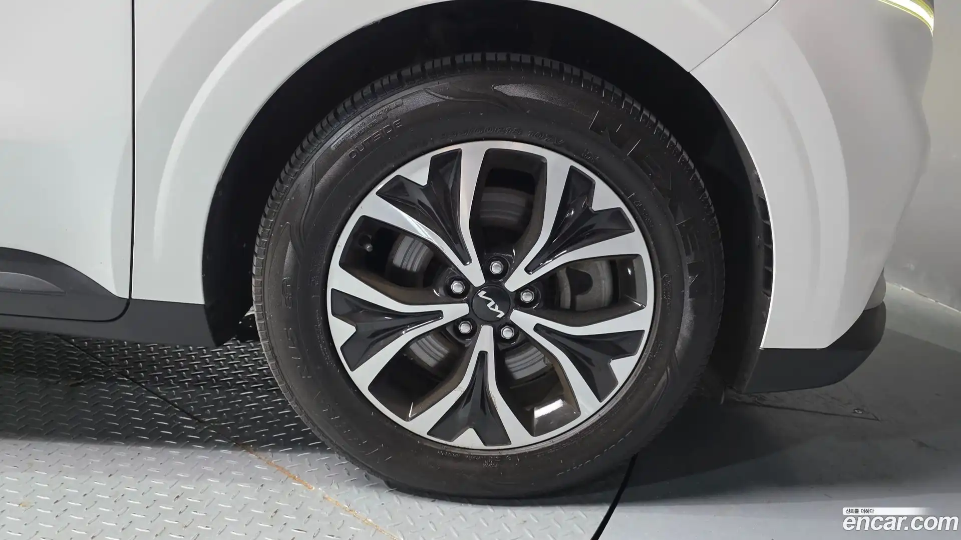Canival Kia 2022.2-OUTER-031