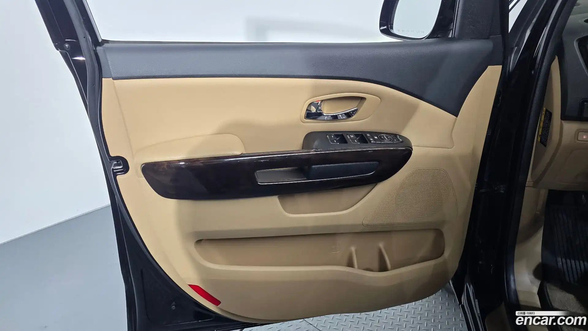 Canival Kia 2020.1-INNER-034