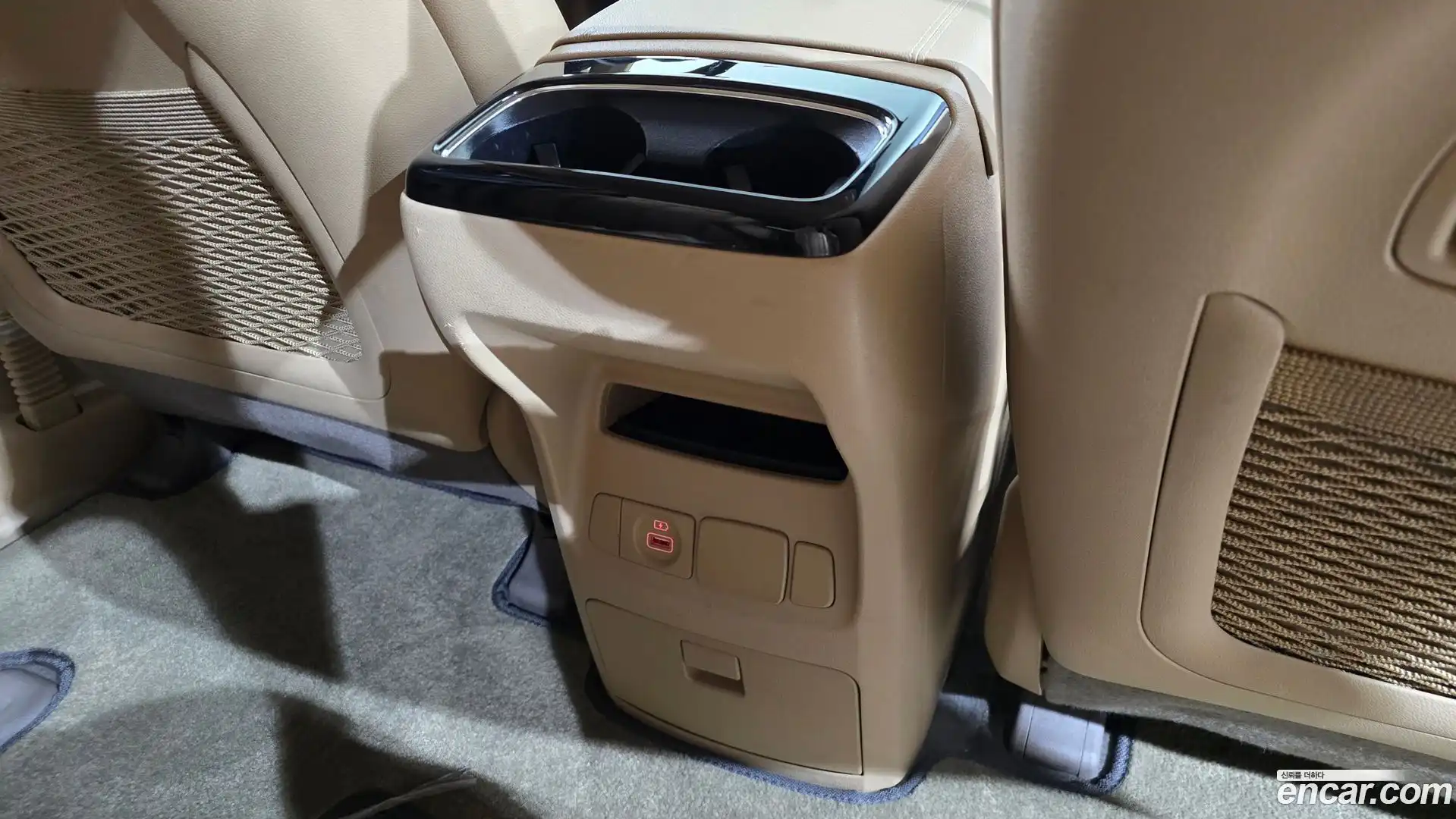Canival Kia 2020.1-OPTION-045