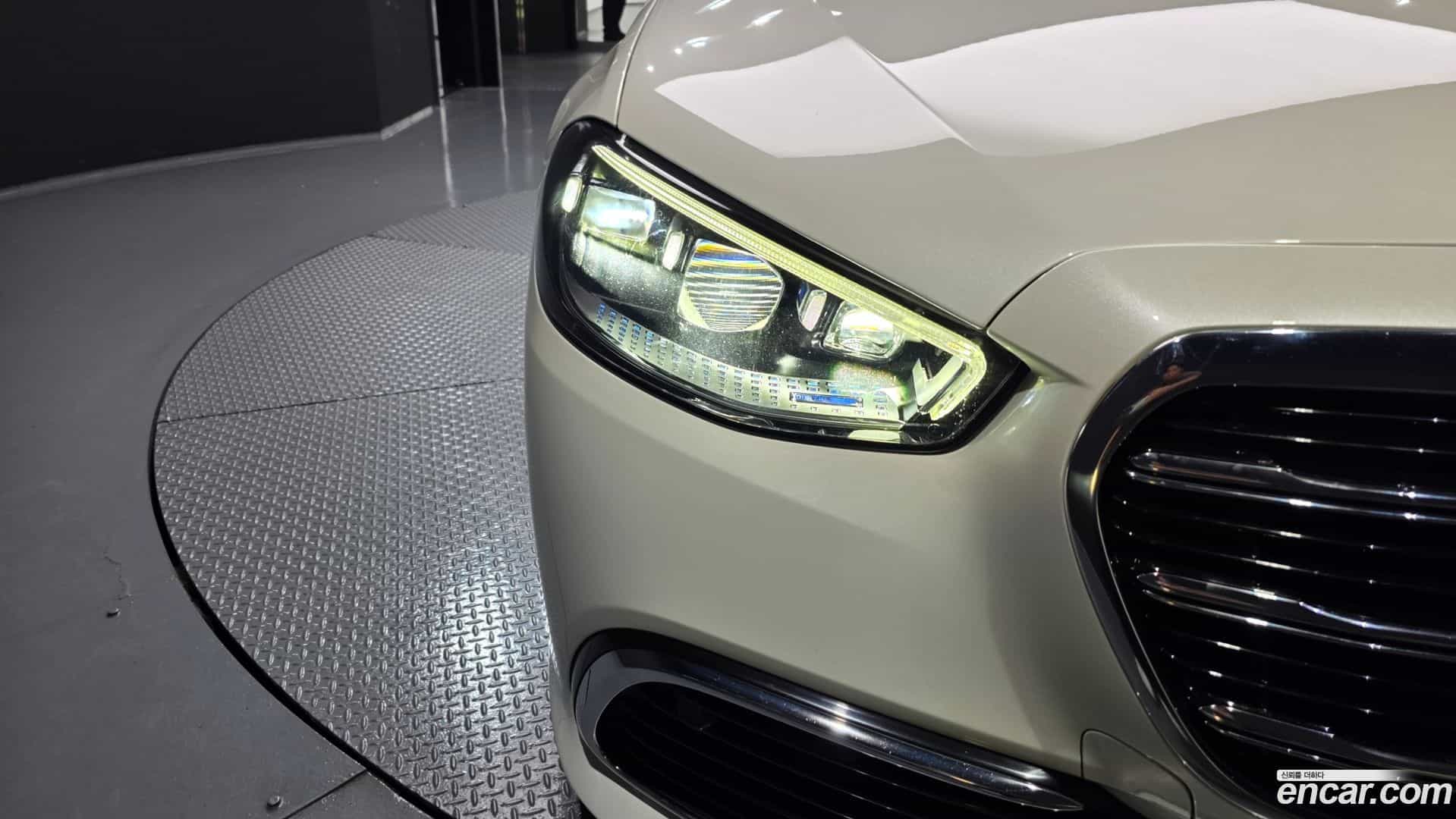 S-Class Mercedes-Benz 2021.4-OUTER-032