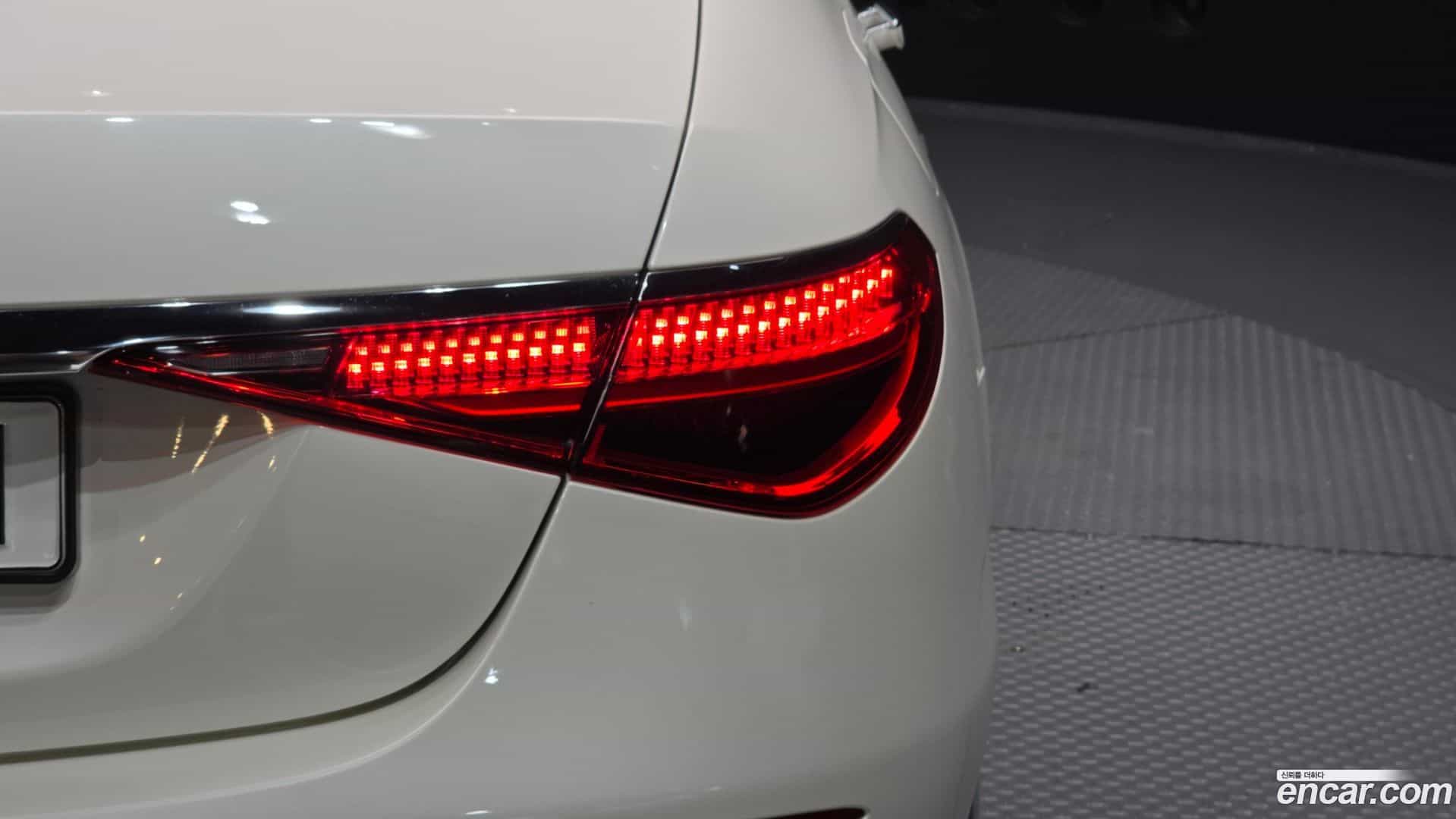 S-Class Mercedes-Benz 2021.4-OUTER-033