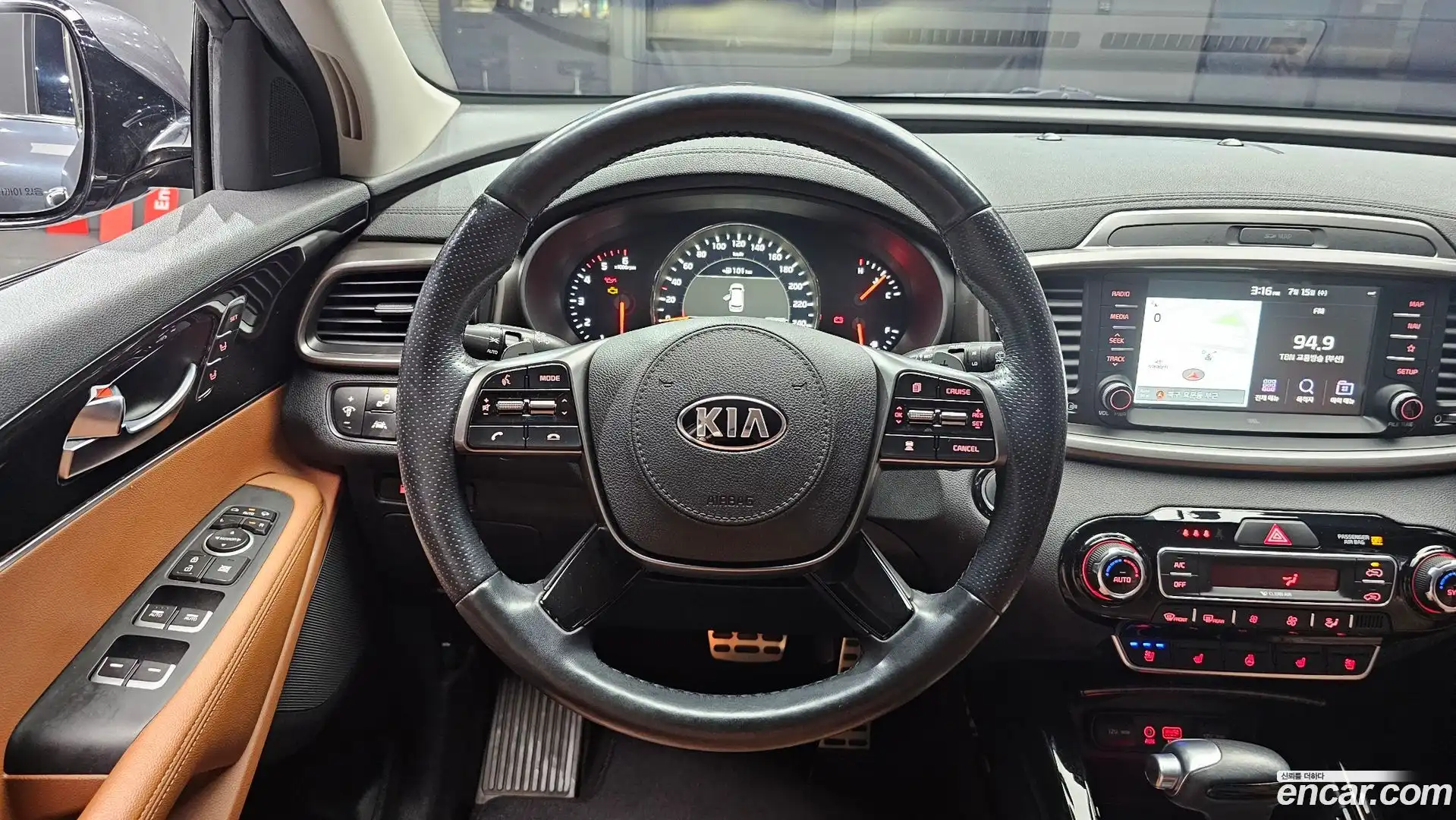 Sorento Kia 2018.5-OPTION-016