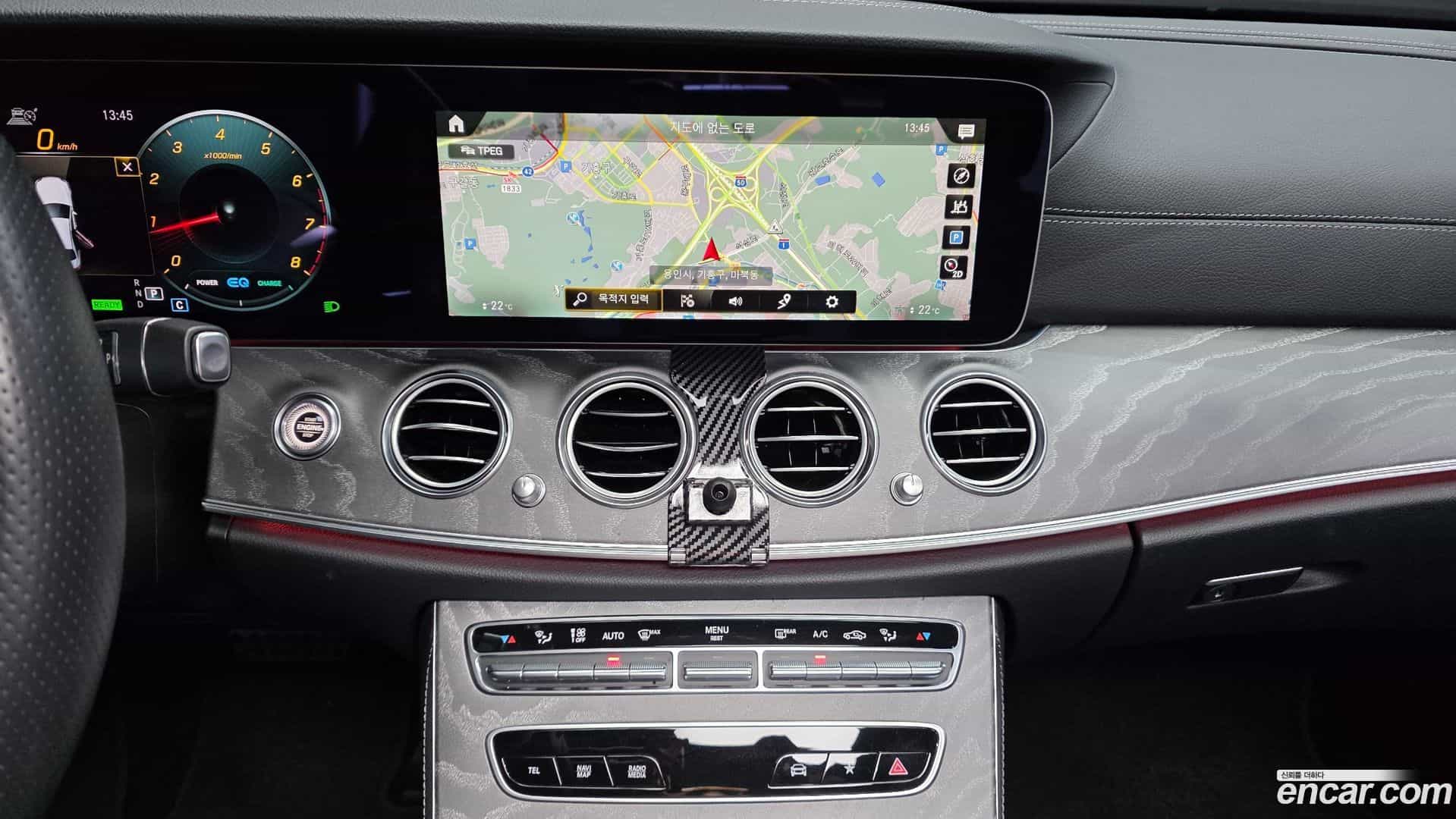 E-Class Mercedes-Benz 2022.3-OPTION-017