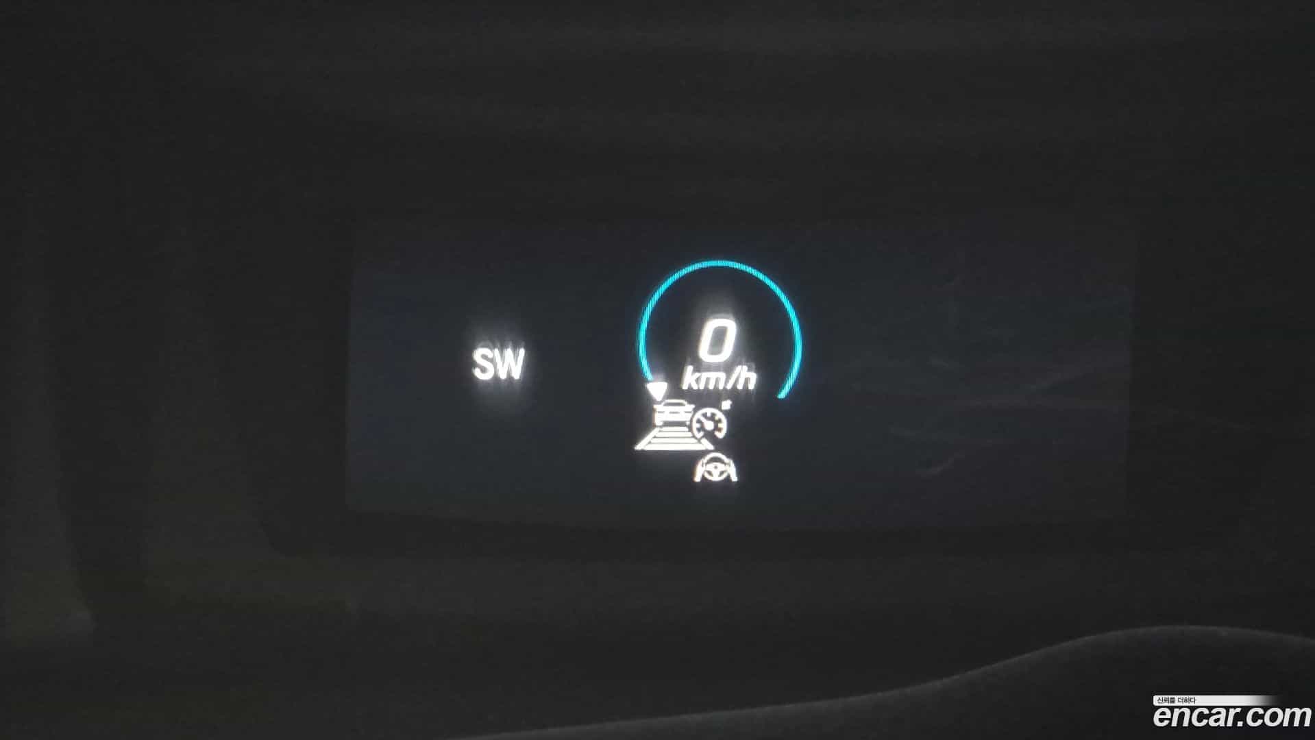 E-Class Mercedes-Benz 2022.3-OPTION-045
