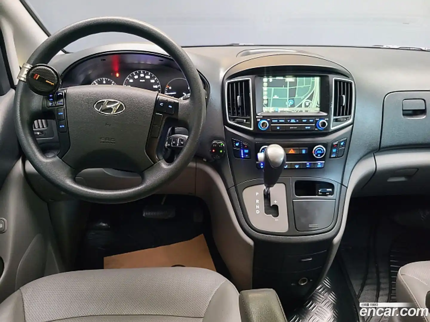Starex Hyundai 2018.9-INNER-007
