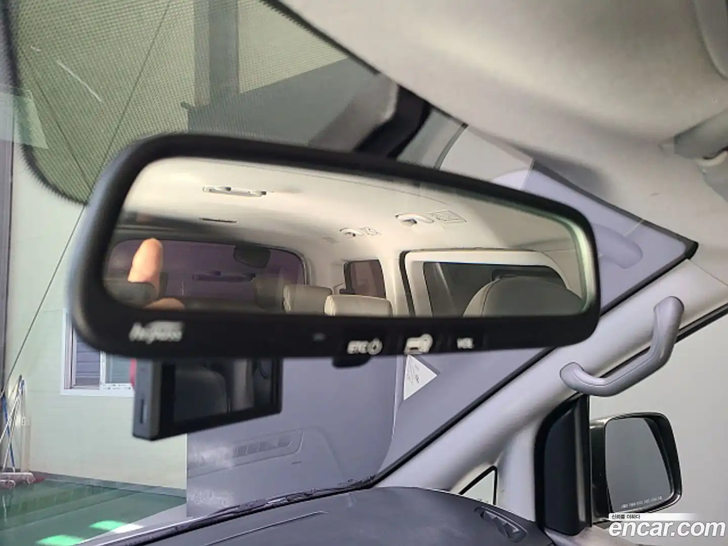 Starex Hyundai 2018.9-OPTION-019