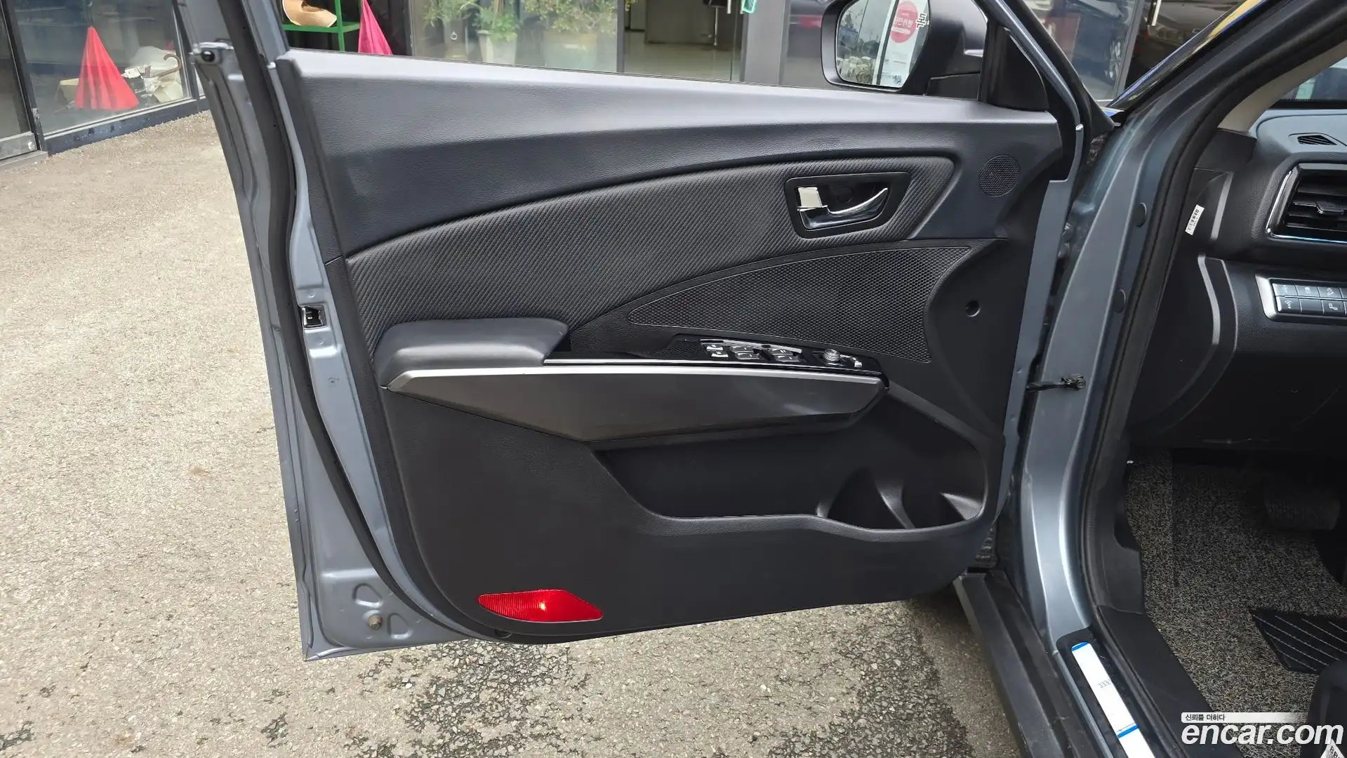 TIBOLI KG Mobility 2019.6-INNER-034