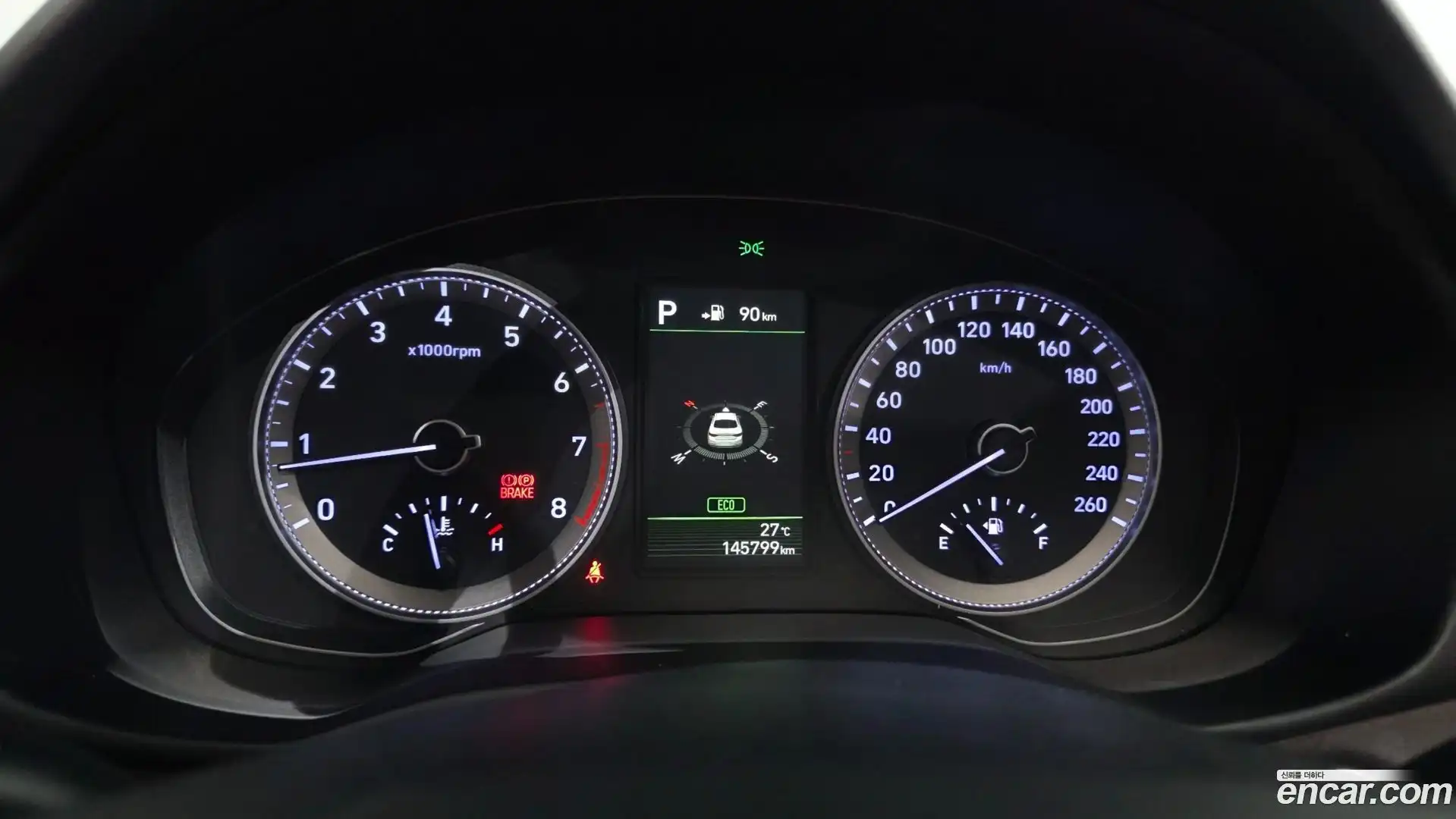 Grandeur Hyundai 2019.4-INNER-008