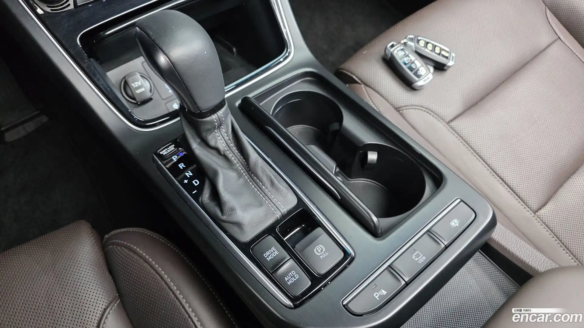 Grandeur Hyundai 2019.4-INNER-009