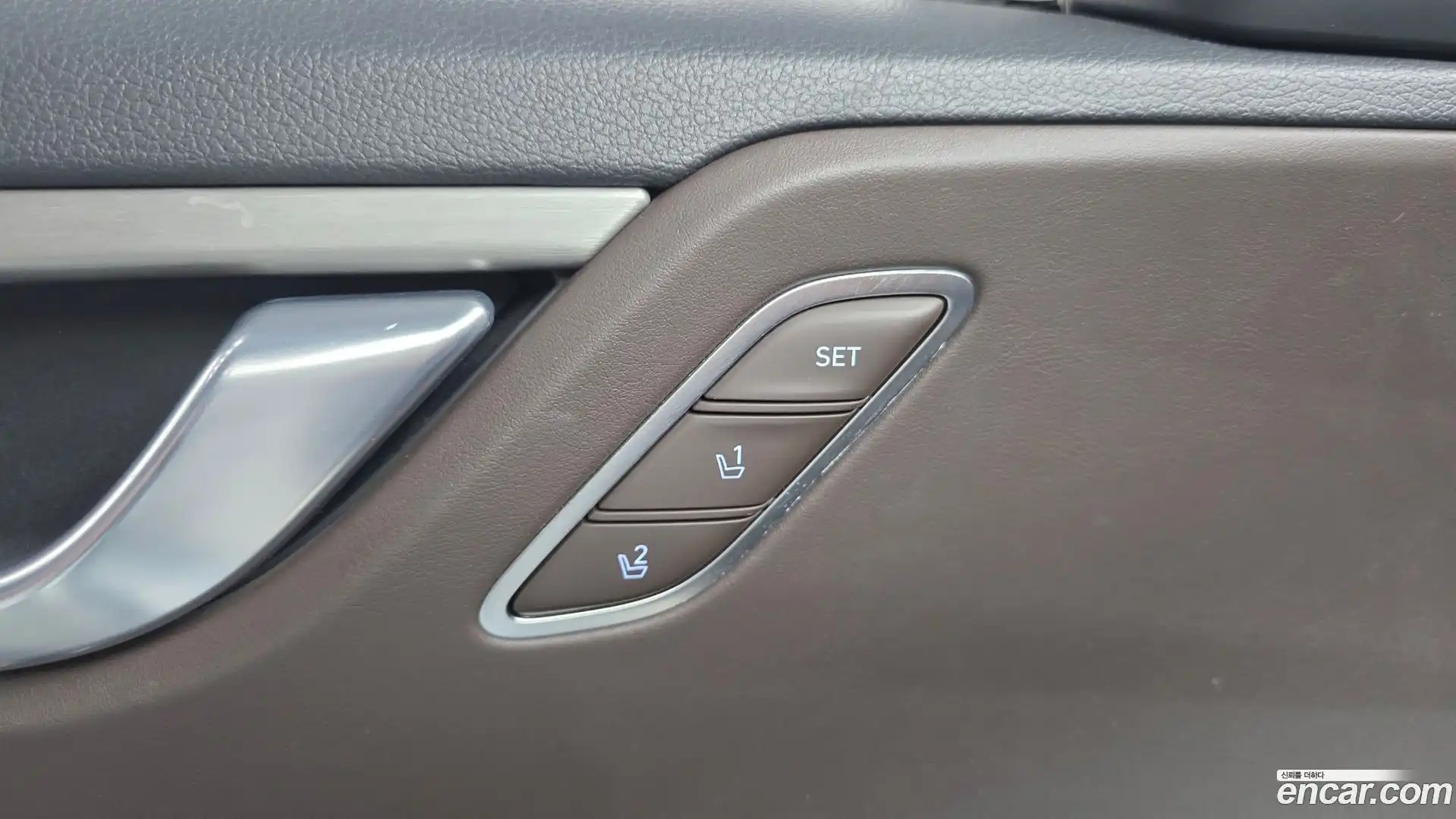 Grandeur Hyundai 2019.4-OPTION-019