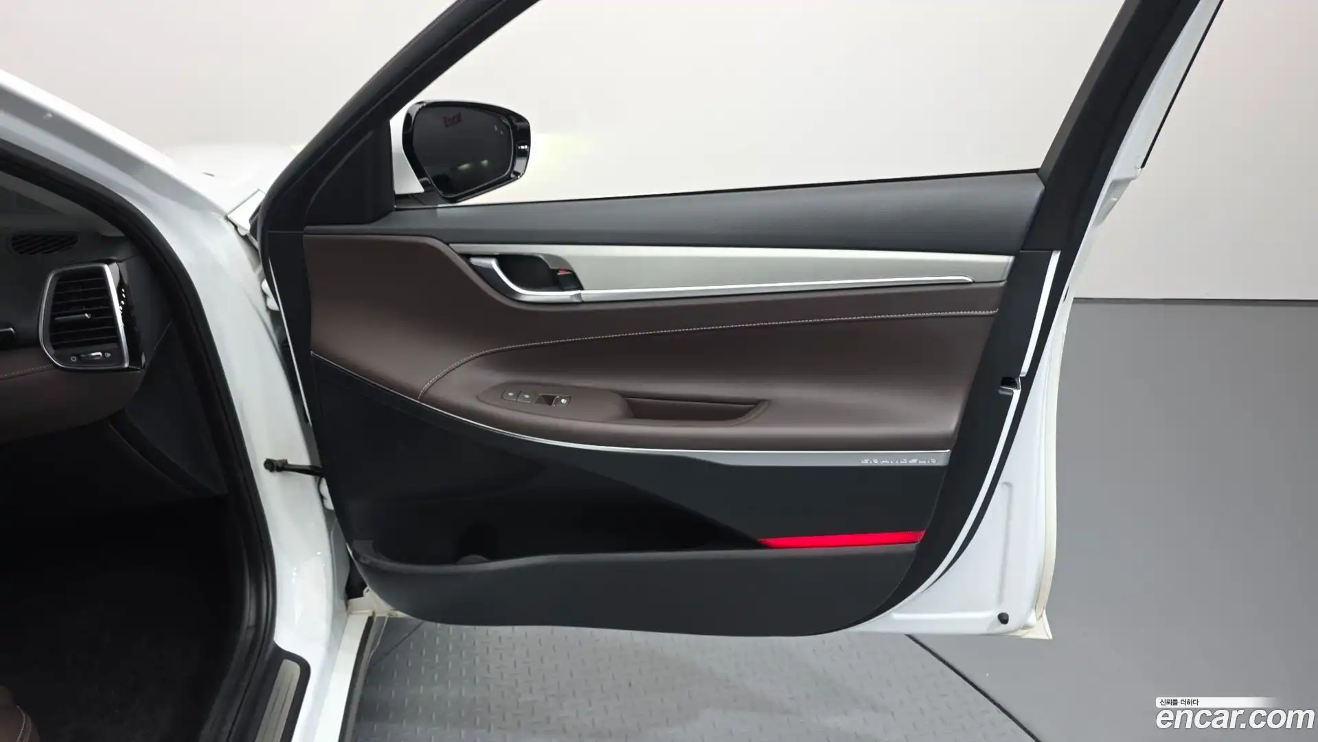 Grandeur Hyundai 2019.4-INNER-034