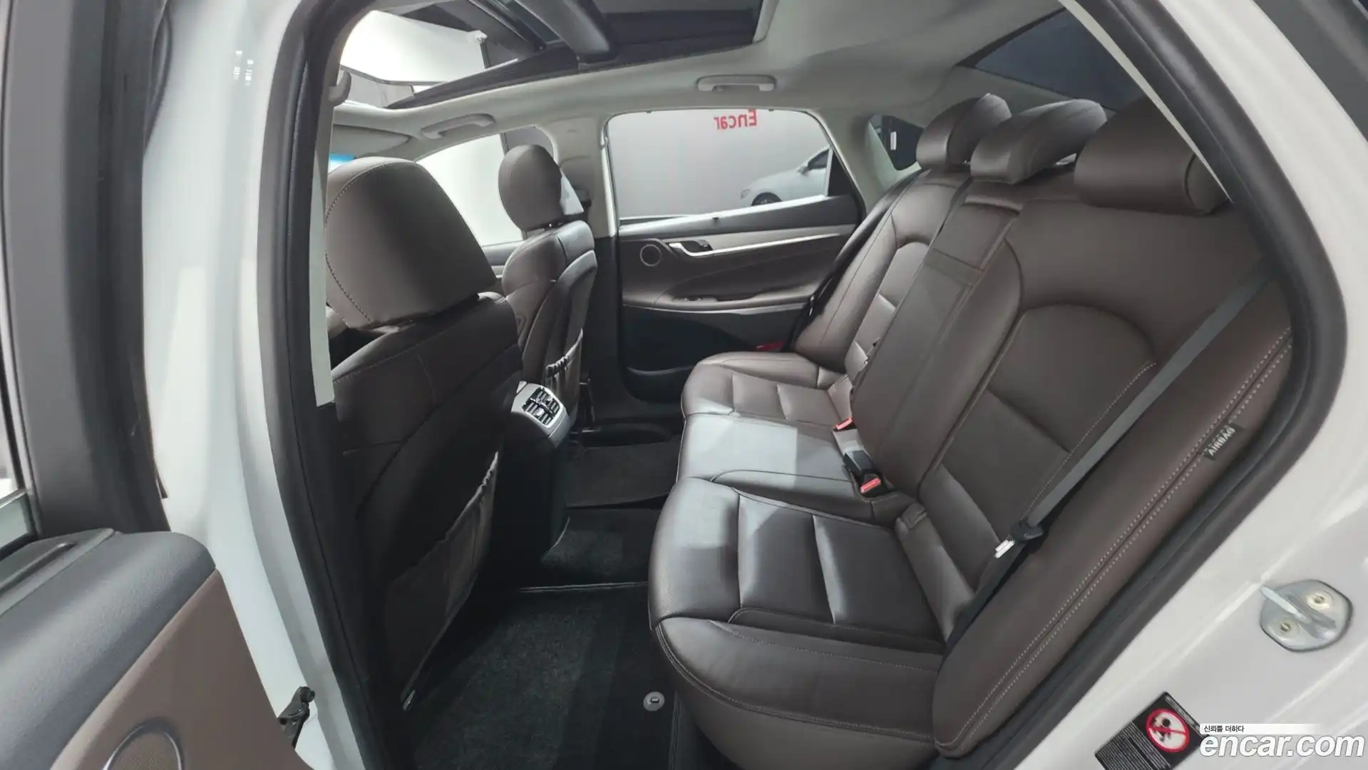 Grandeur Hyundai 2019.4-INNER-036