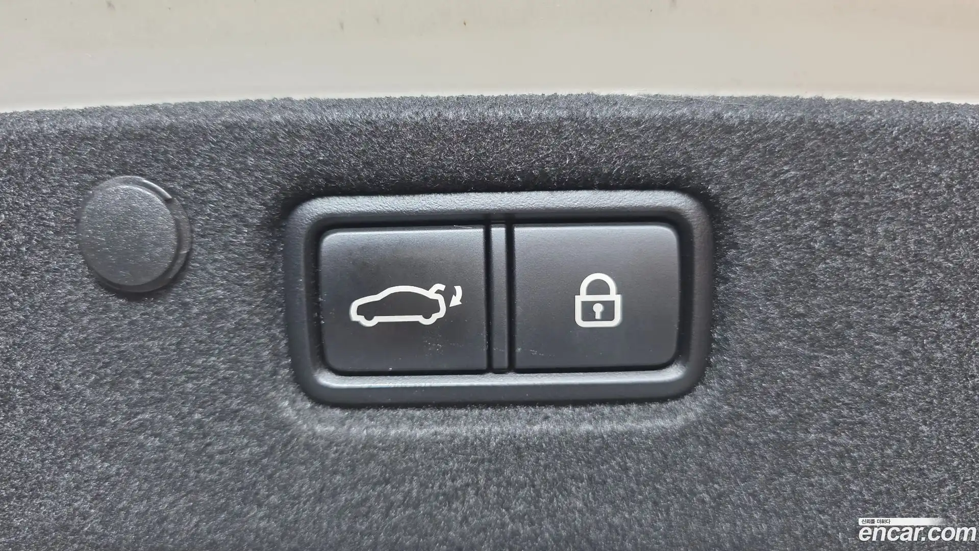 Grandeur Hyundai 2019.4-OPTION-043