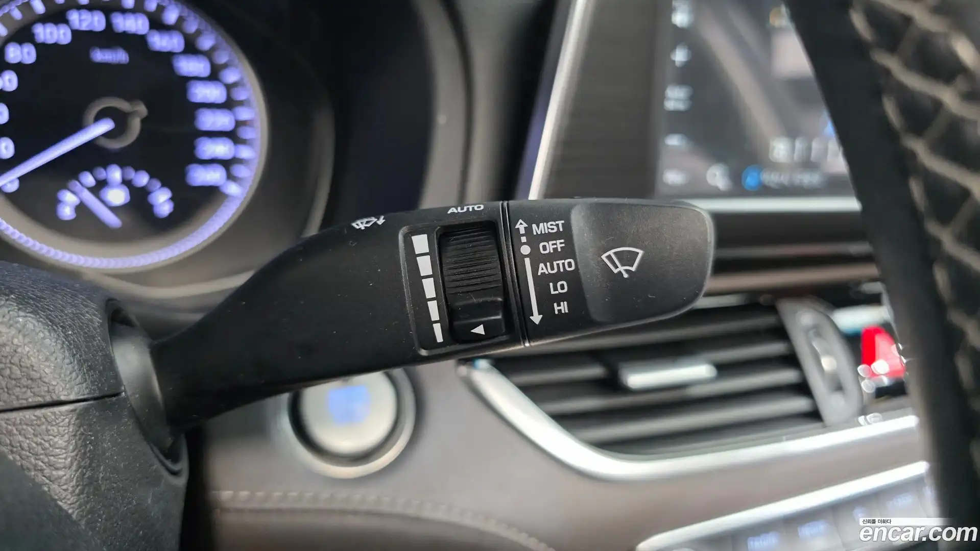 Grandeur Hyundai 2019.4-OPTION-049