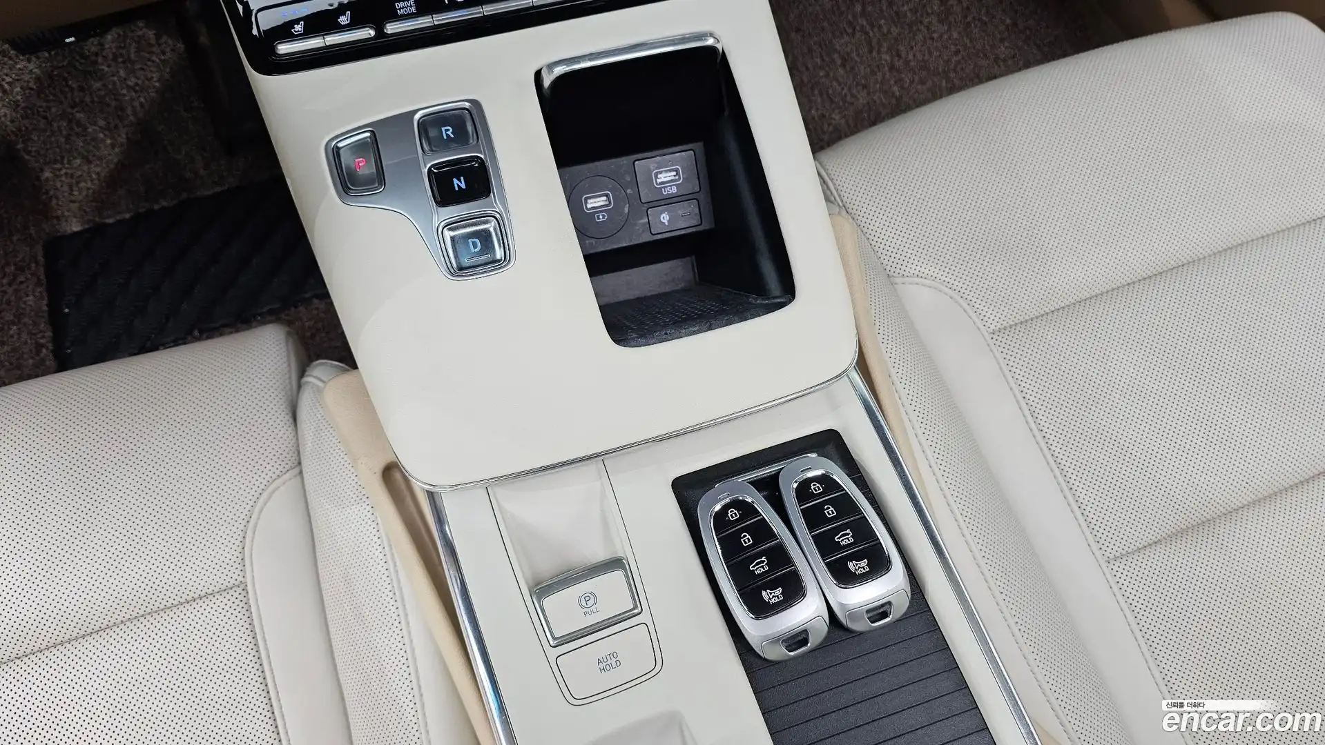 Grandeur Hyundai 2020.3-INNER-009