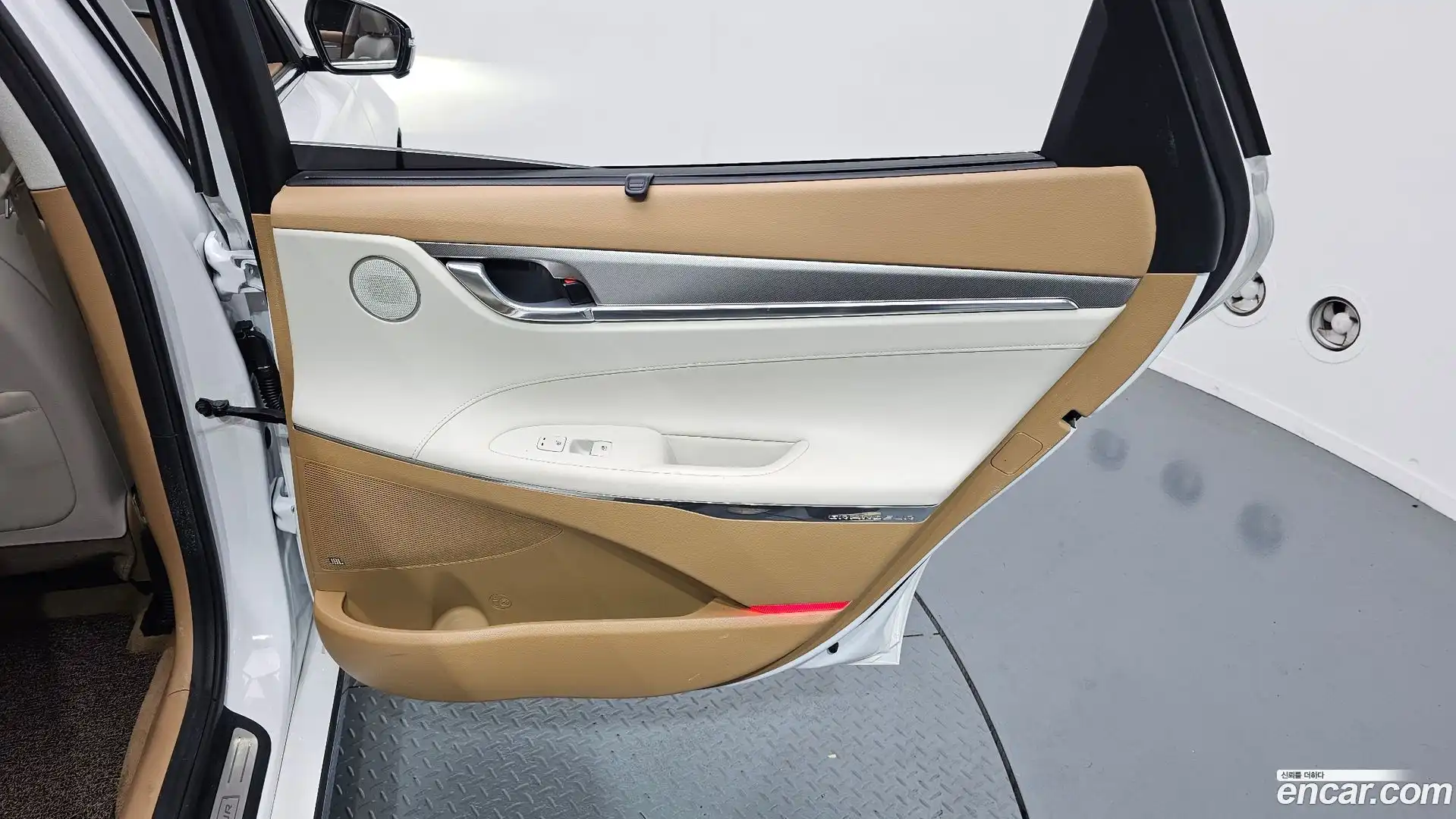 Grandeur Hyundai 2020.3-INNER-035