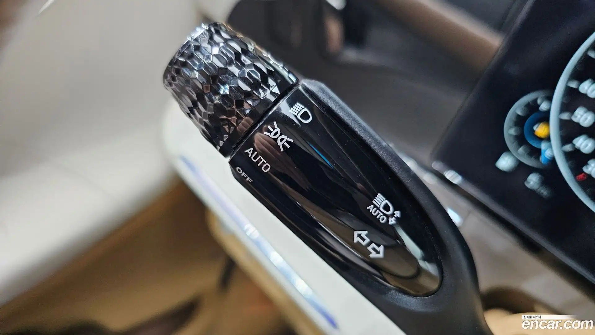 Grandeur Hyundai 2020.3-OPTION-042