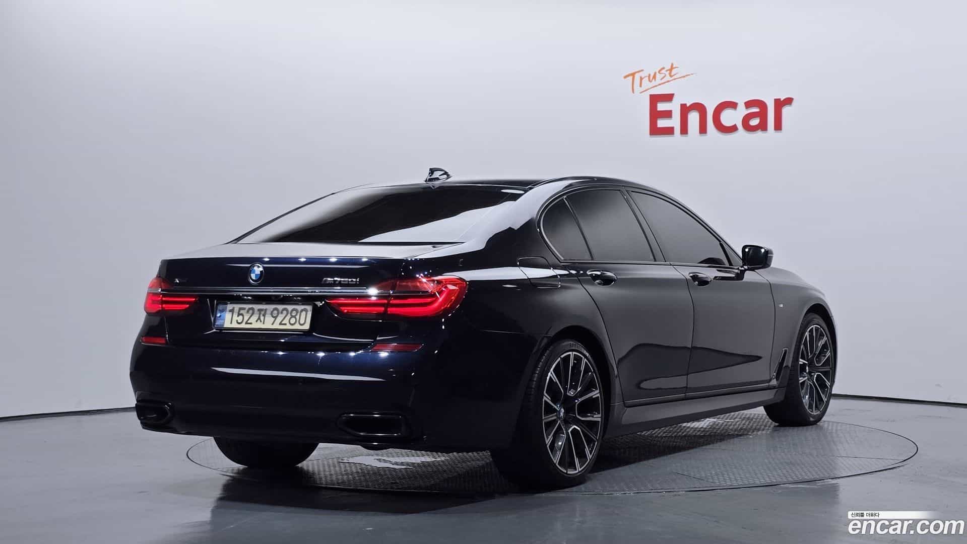 7-Series BMW 2016.4-OUTER-002