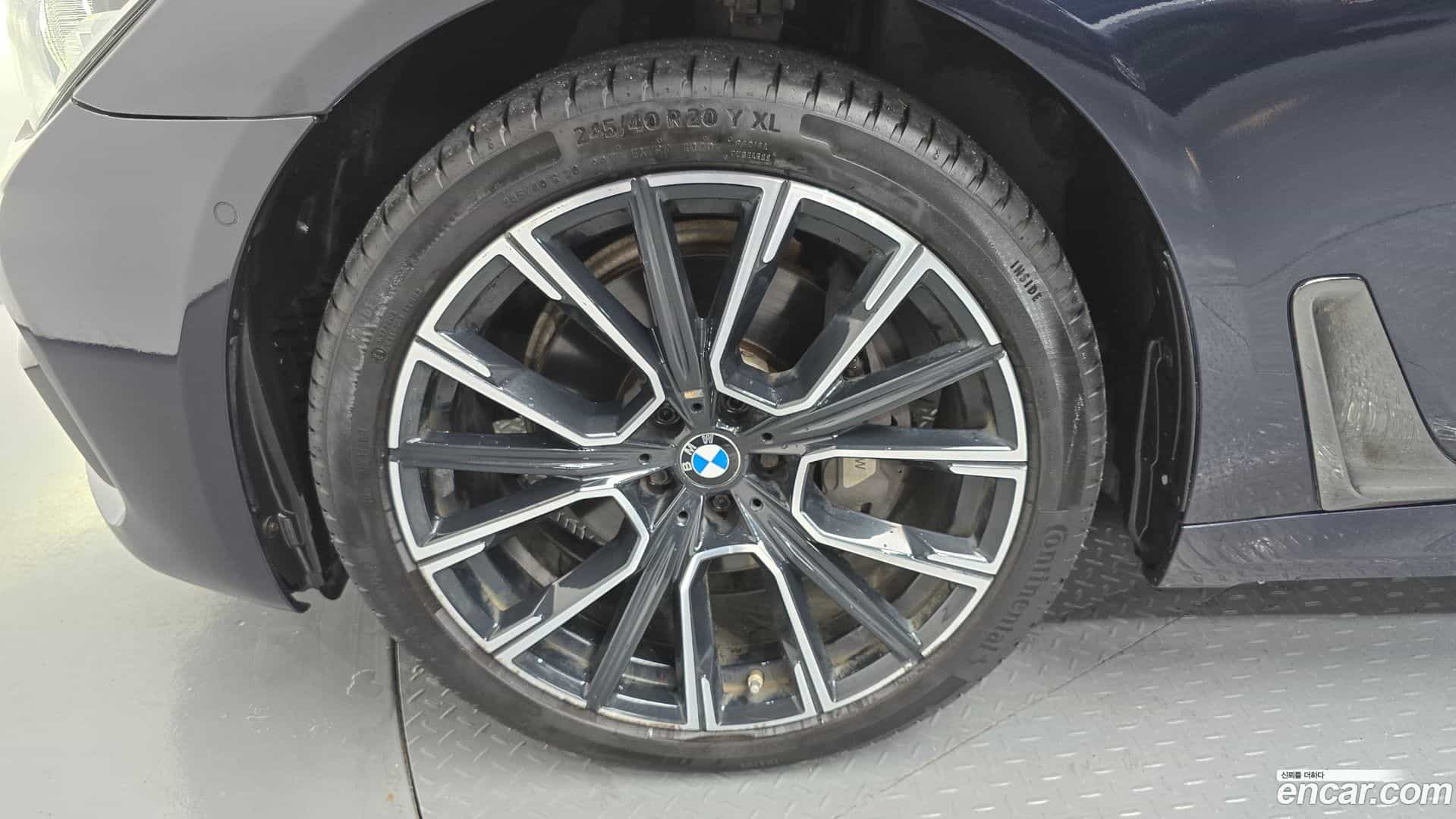 7-Series BMW 2016.4-OUTER-005