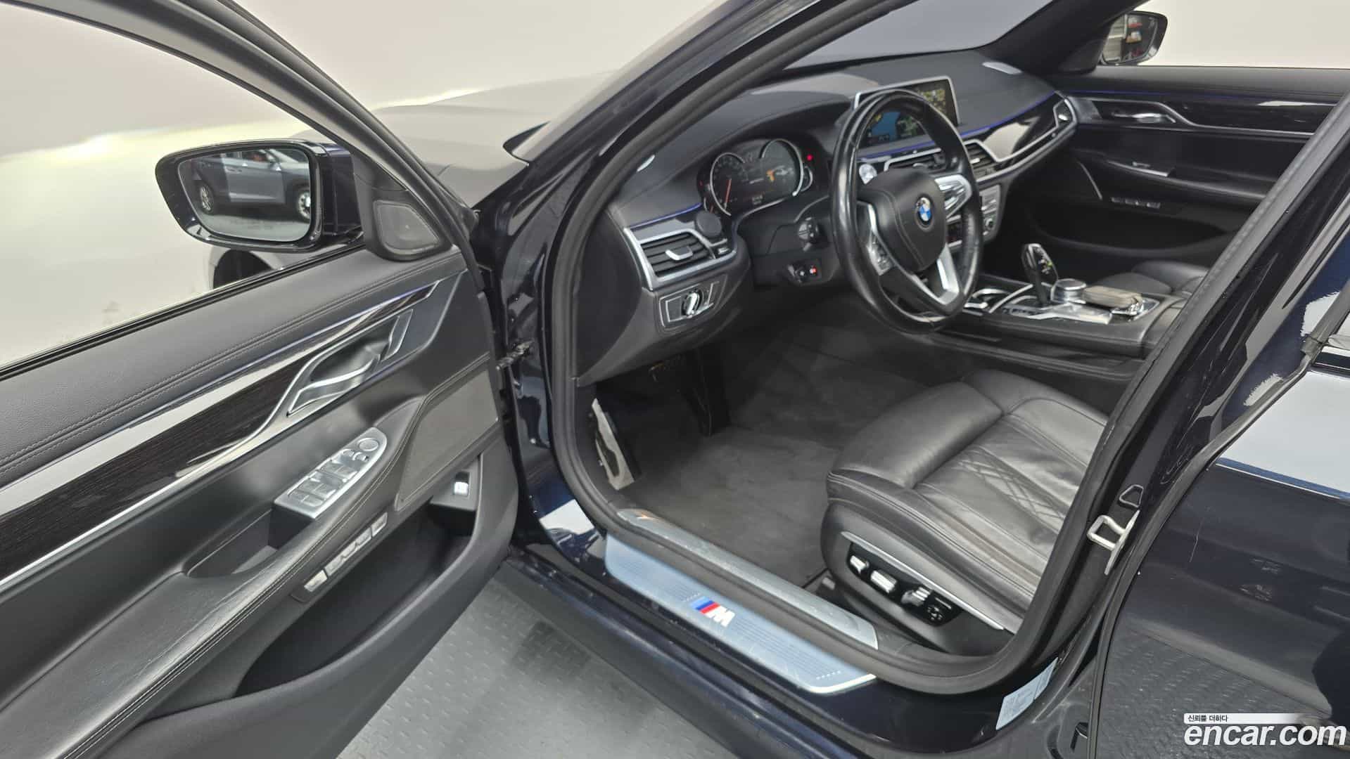 7-Series BMW 2016.4-INNER-010