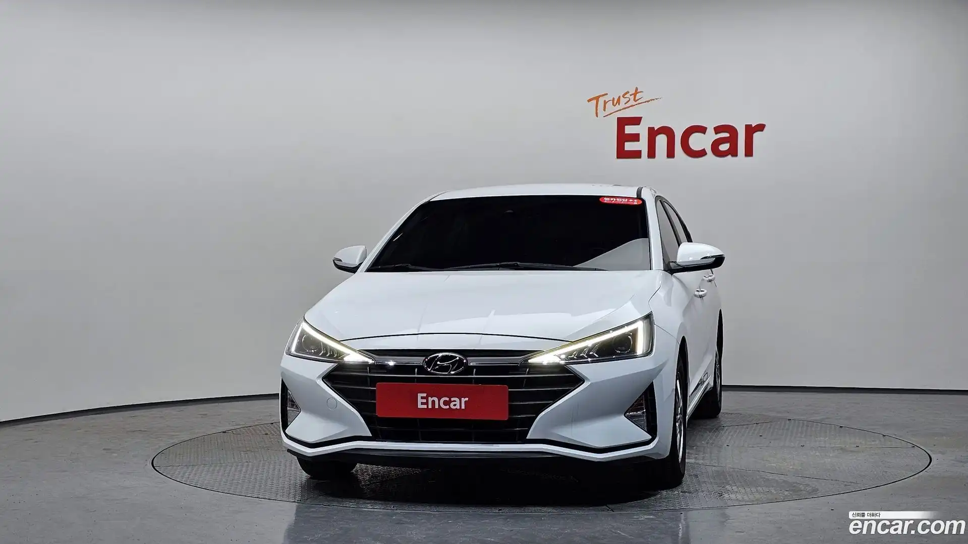 AVANTE Hyundai 2019.2-OUTER-003