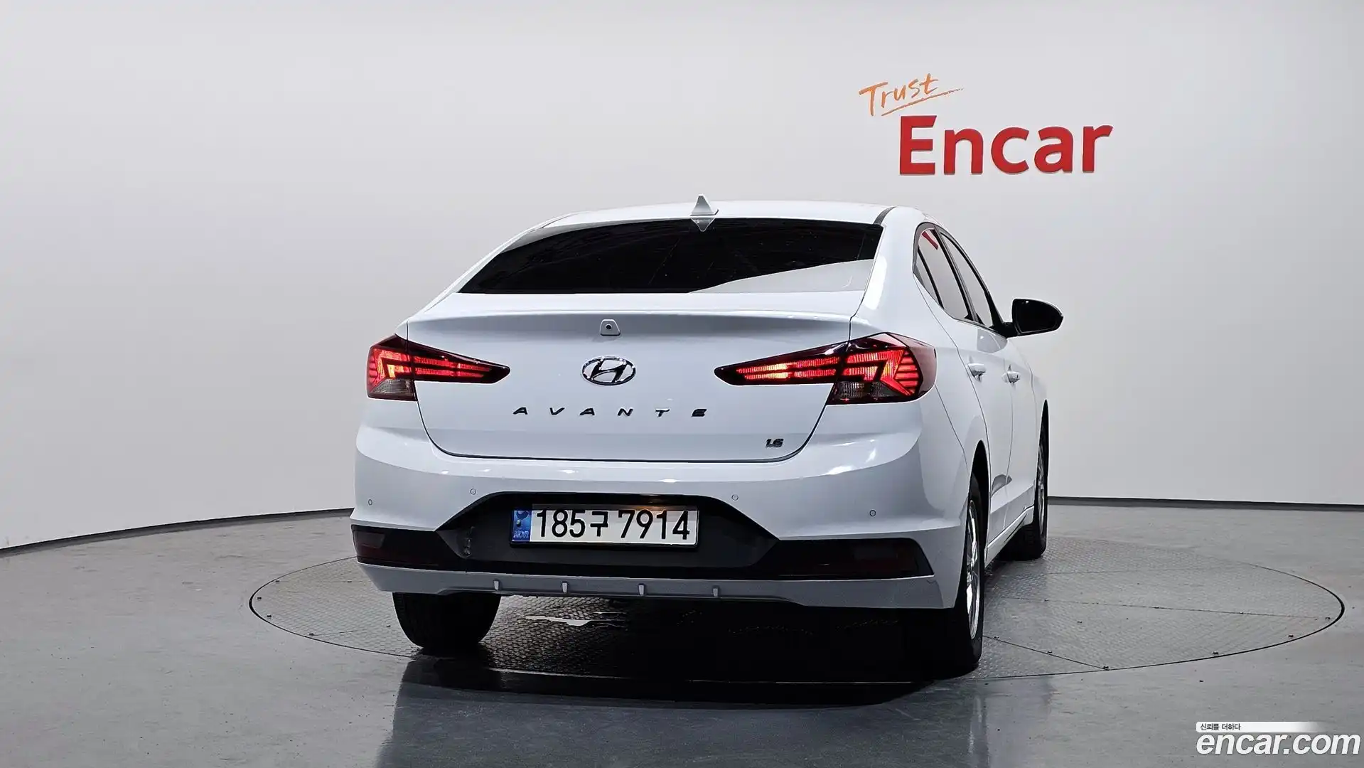 AVANTE Hyundai 2019.2-OUTER-004