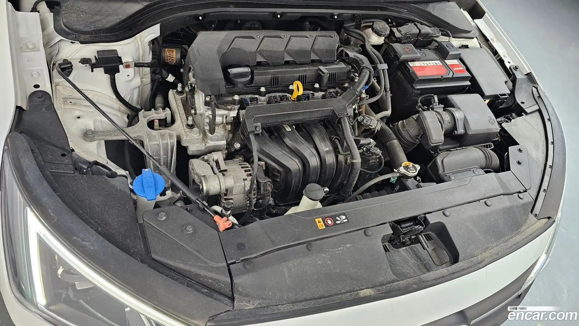 AVANTE Hyundai 2019.2-OUTER-006