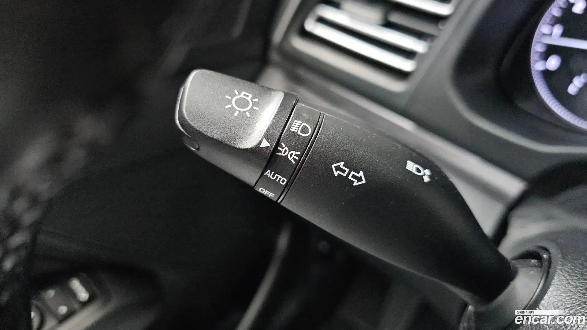 AVANTE Hyundai 2019.2-OPTION-022