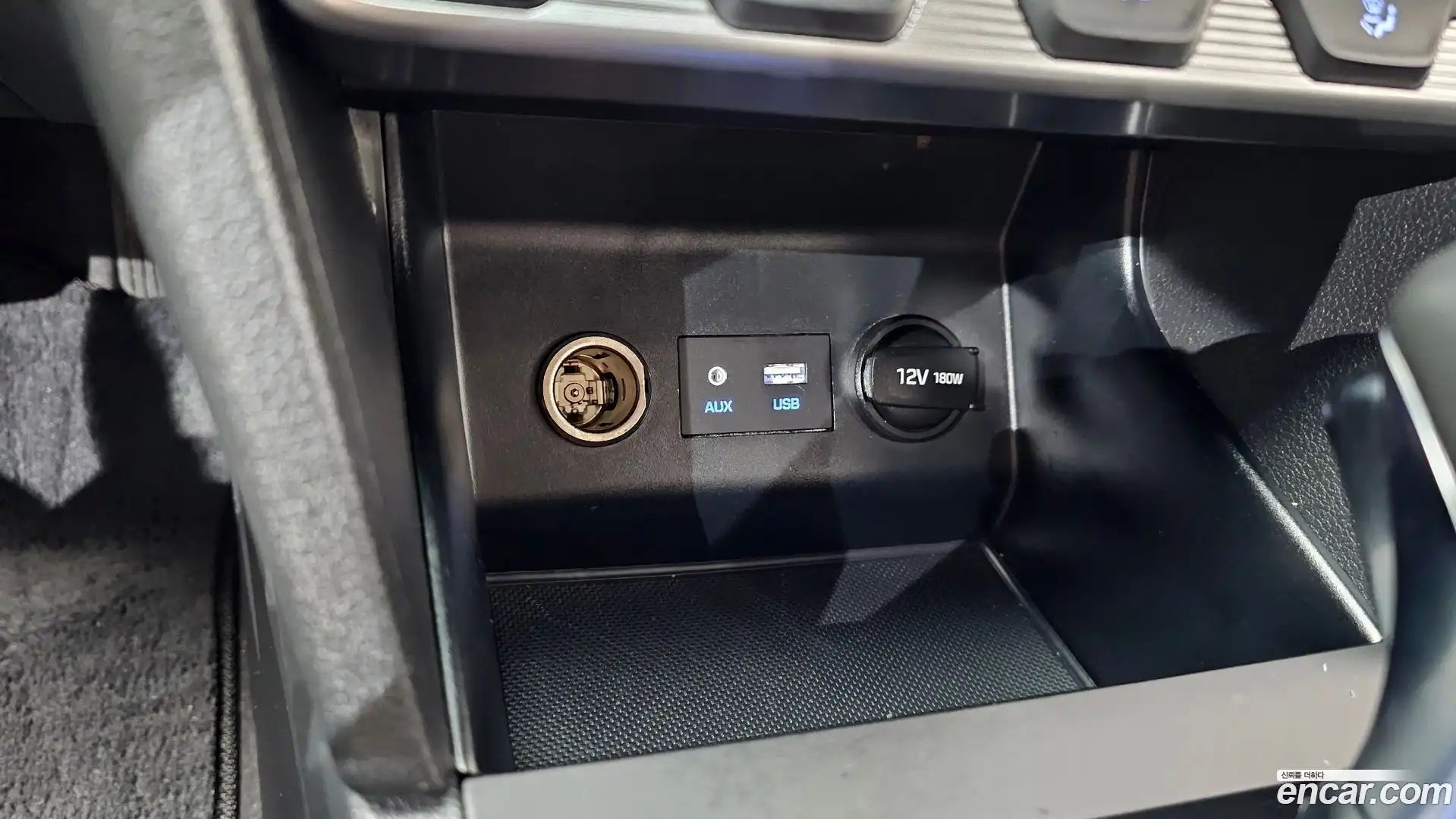 AVANTE Hyundai 2019.2-OPTION-023