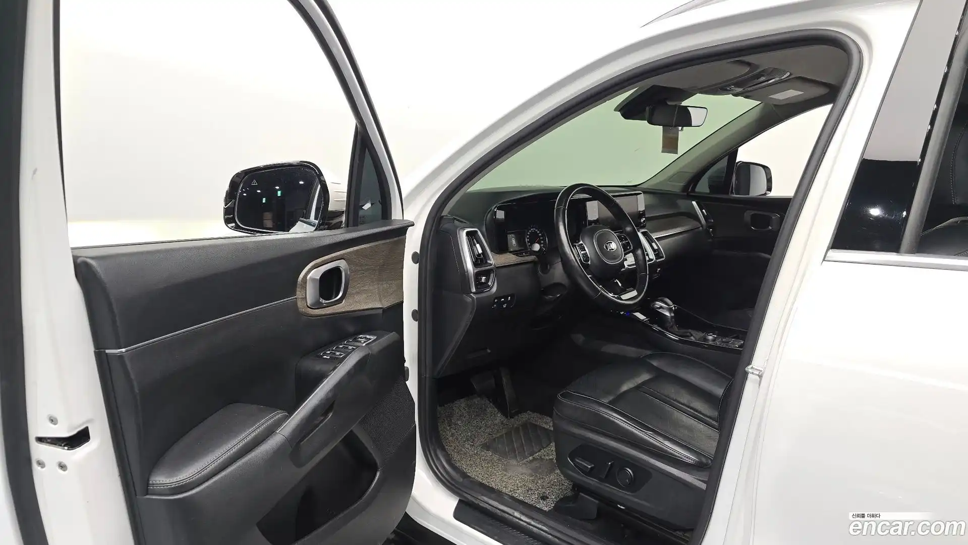 Sorento Kia 2020.5-INNER-010