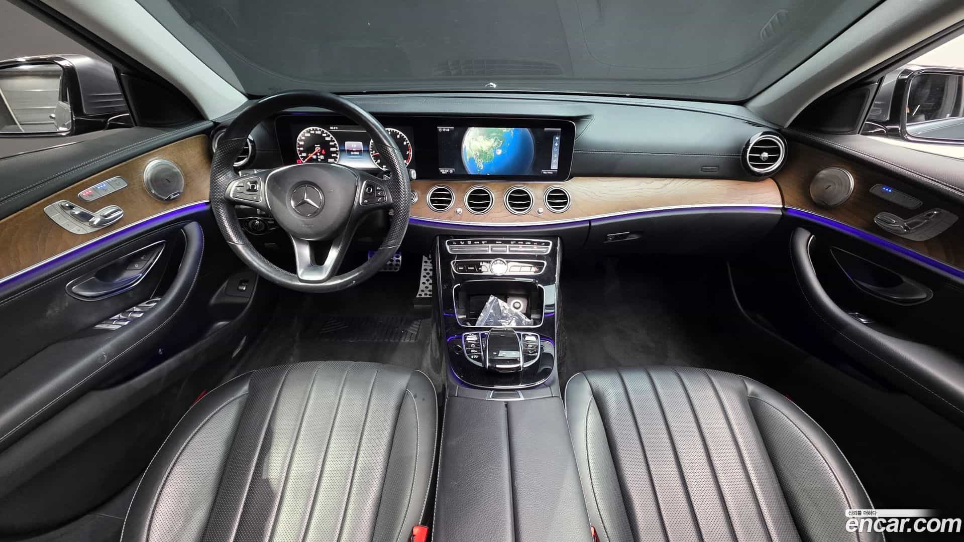 E-Class Mercedes-Benz 2017.1-INNER-007