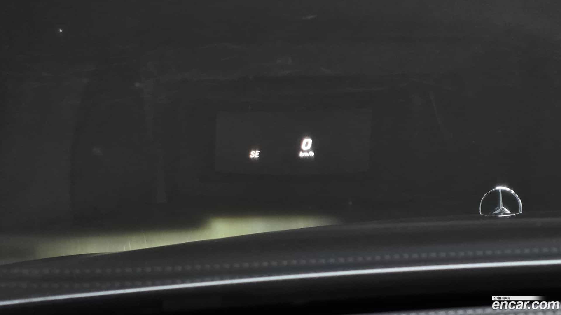 E-Class Mercedes-Benz 2017.1-OPTION-018