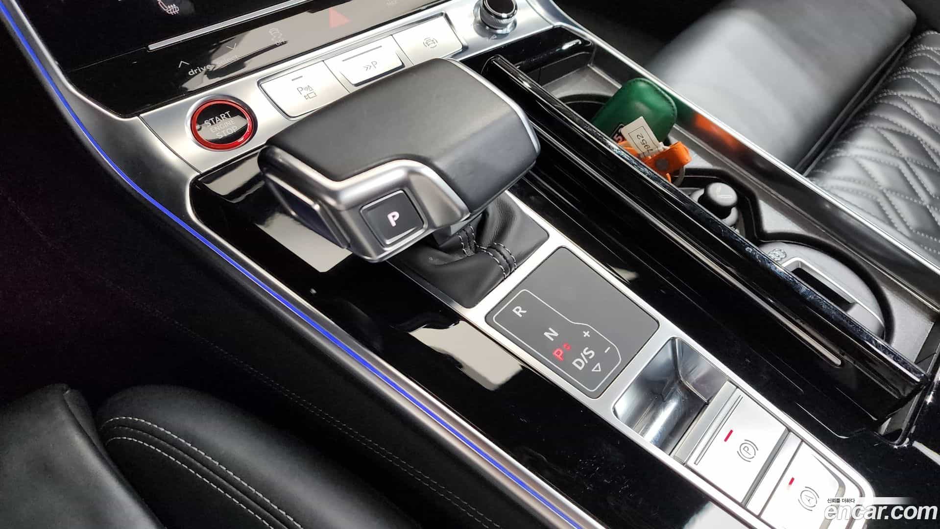 S7 Audi 2021.11-INNER-009