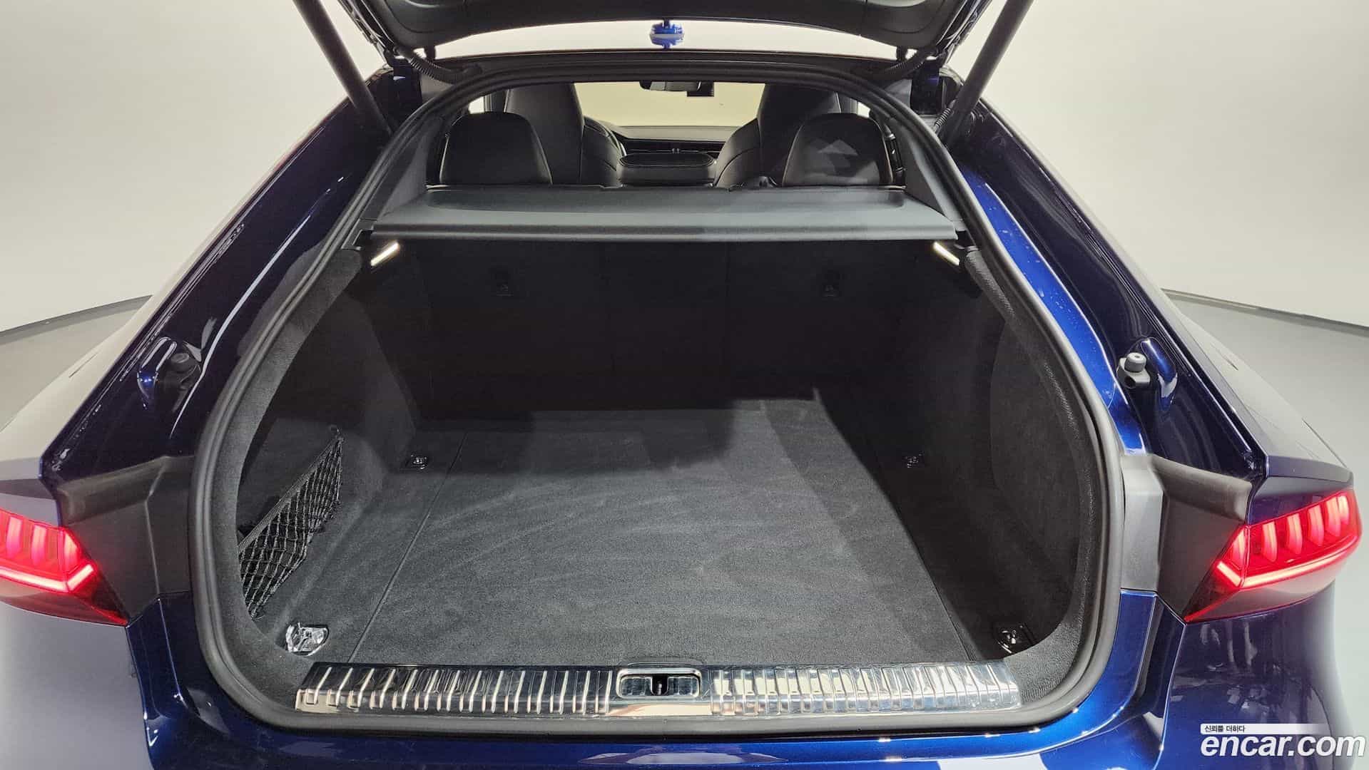 S7 Audi 2021.11-OPTION-024