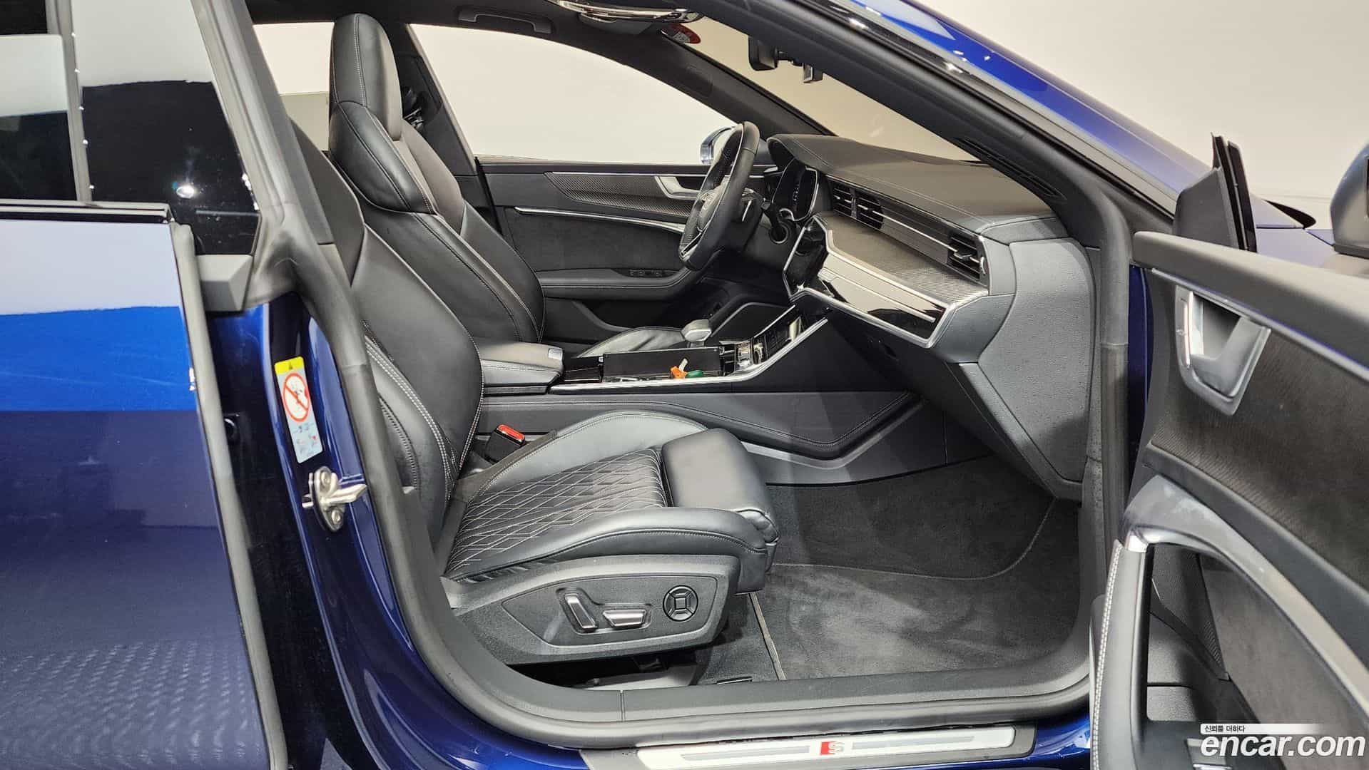 S7 Audi 2021.11-INNER-036