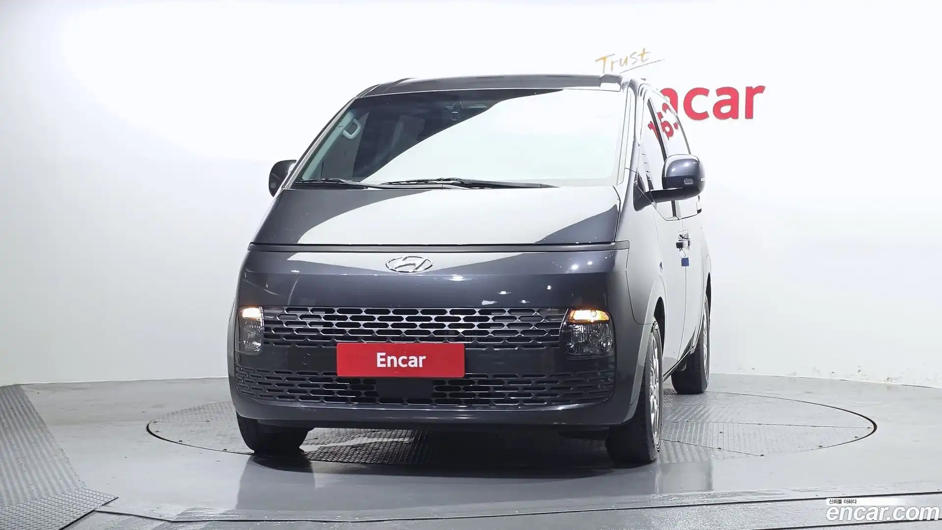 Staria Hyundai 2022.0-OUTER-003