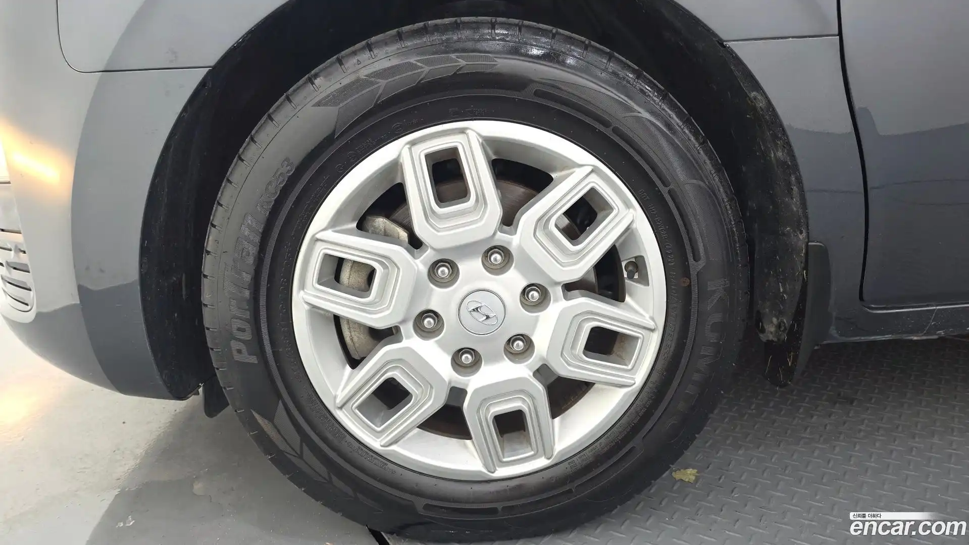 Staria Hyundai 2022.0-OUTER-005